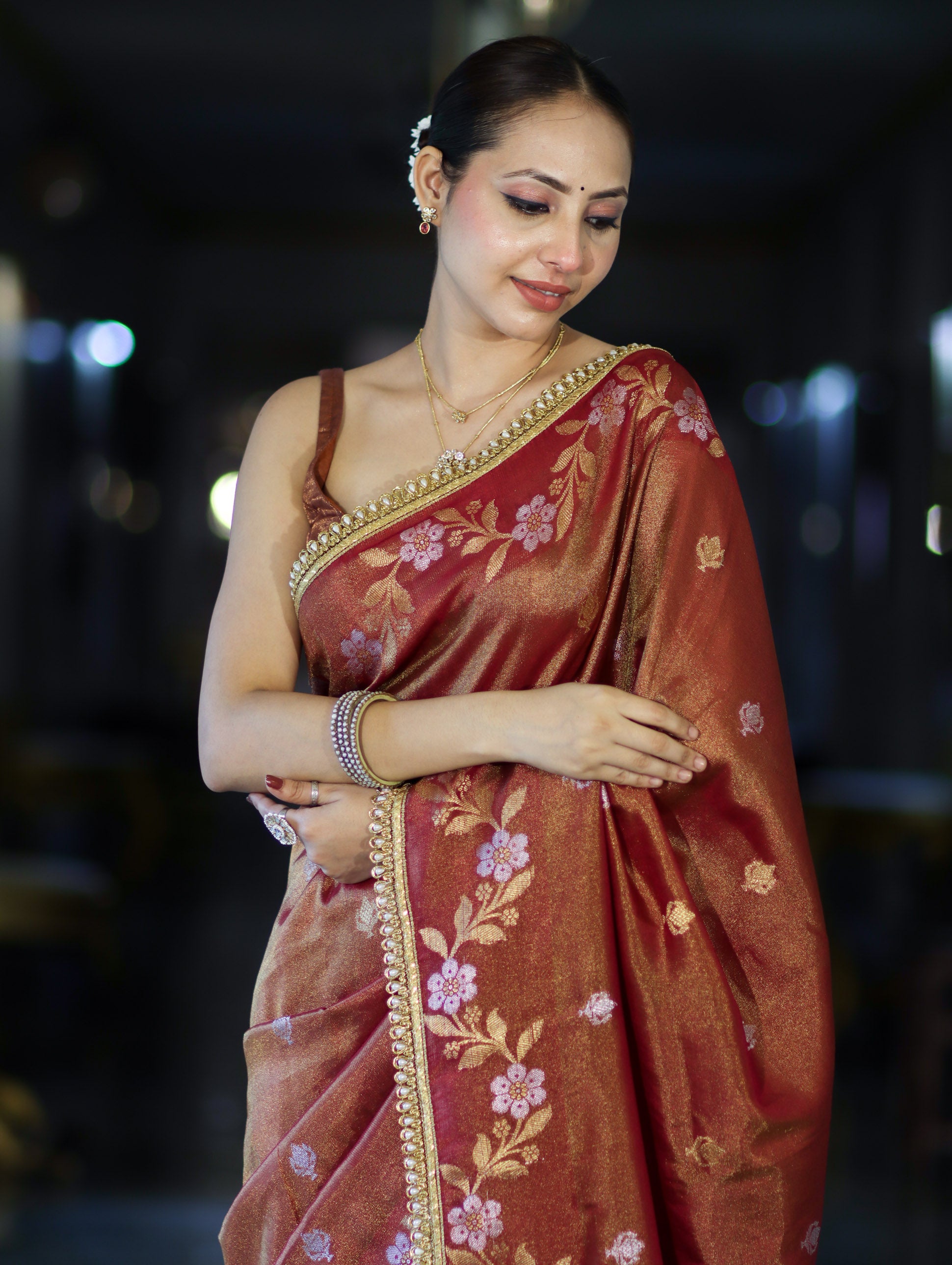 Banarasee Handloom Shimmer Silk Saree With Buti Design Floral Border & Lace-Rust Brown