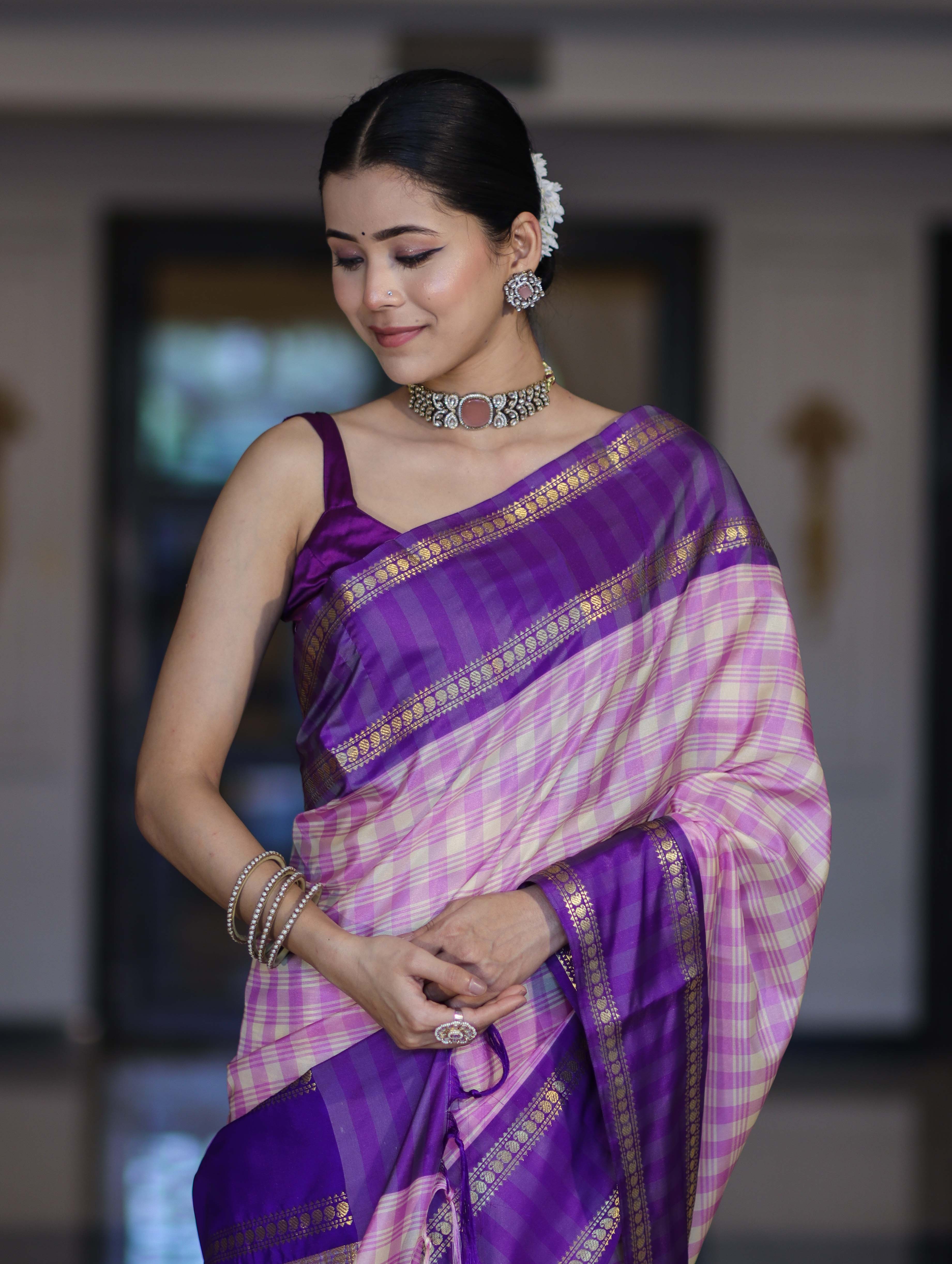 Banarasee Handloom Semi Silk Saree With Checks Design & Contrast Border-Light Pink & Violet