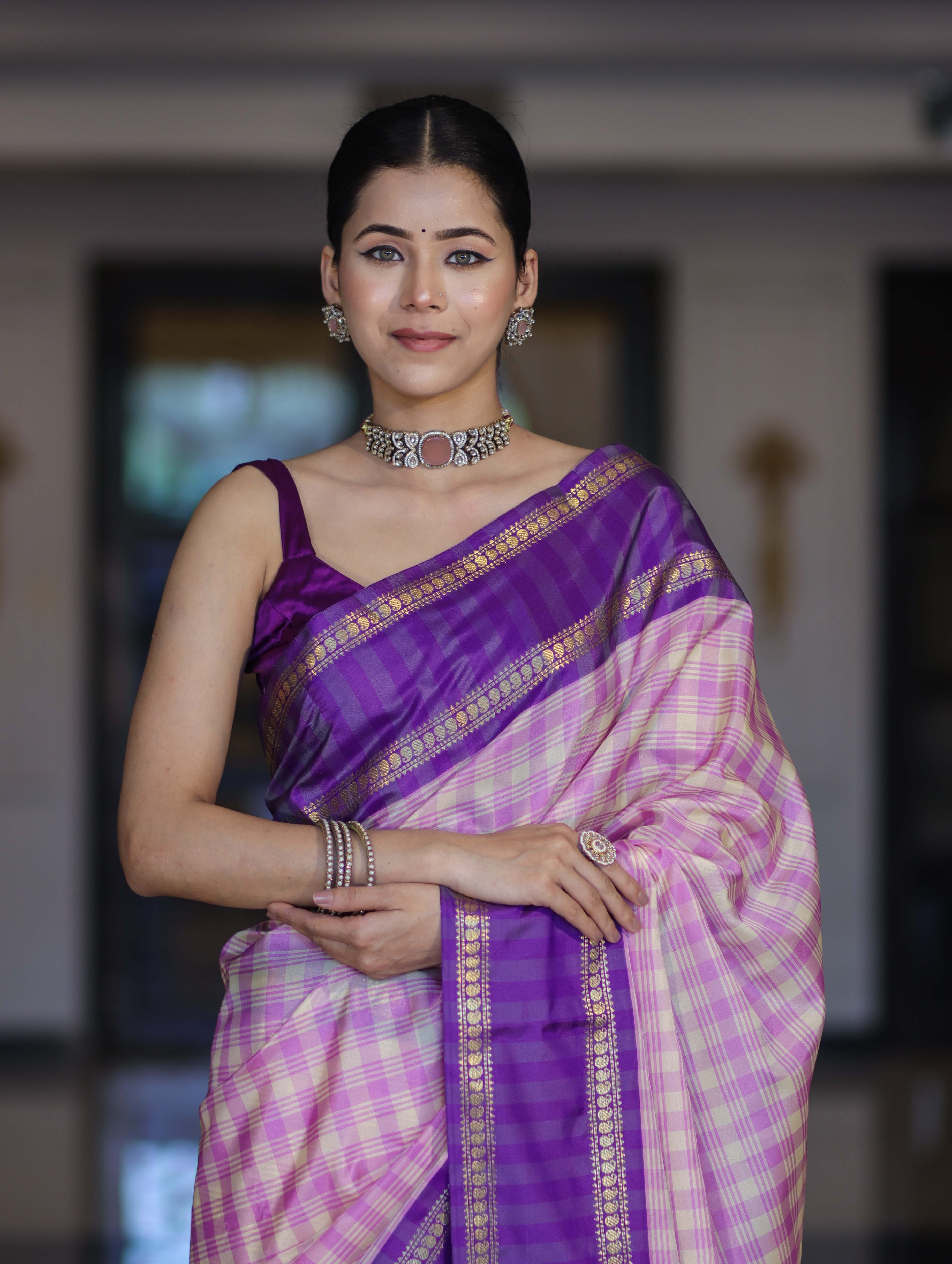 Banarasee Handloom Semi Silk Saree With Checks Design & Contrast Border-Light Pink & Violet