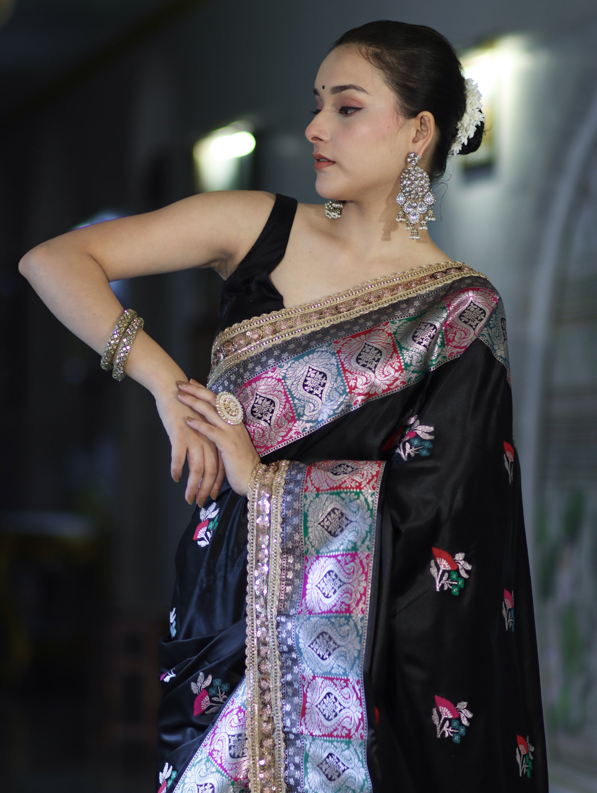 Banarasee Handloom Mashru Silk Saree With Resham & Zari Embroidery-Black