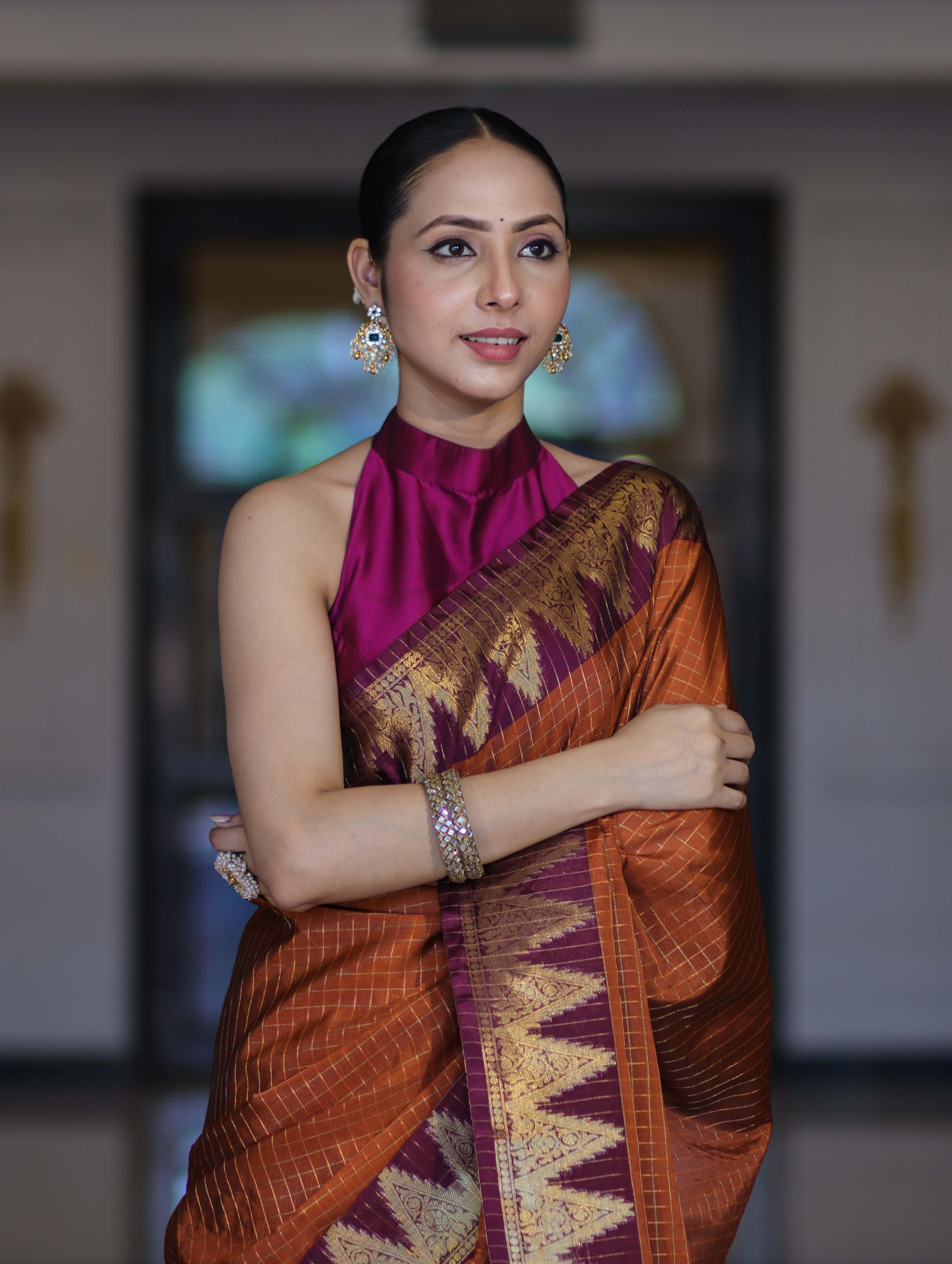 Banarasee Handloom Semi Silk Saree With Checks Design & Contrast Border-Rust & Burgundy