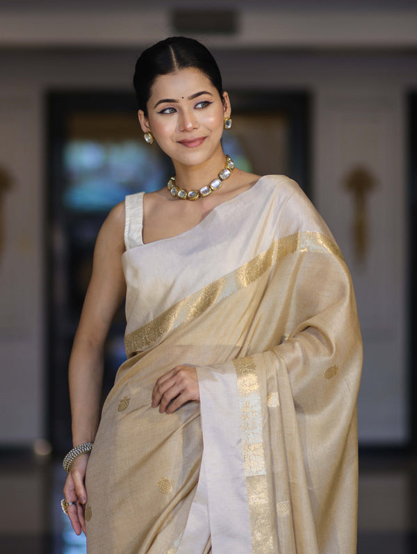 Banarasee Handloom Cotton Silk Saree With Buti Design & Contrast Border-Beige & White