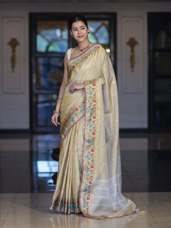 Banarasee Handloom Dual Tone Shimmer Silk Saree With Buti Design & Lace Border-Cream (Gold Tone)