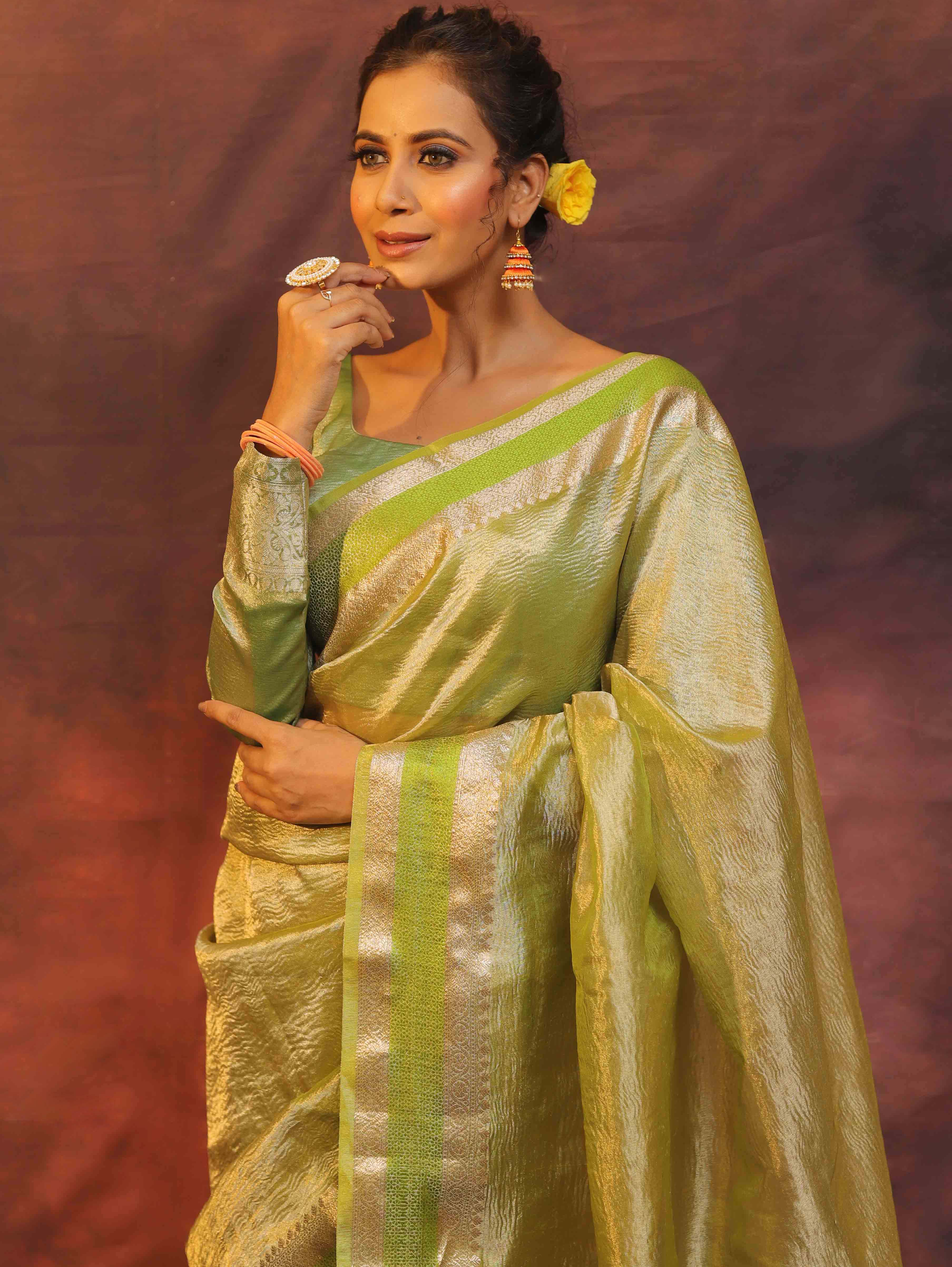 Banarasee Handwoven Plain Crushed Tissue Saree With Zari Border-Light Green