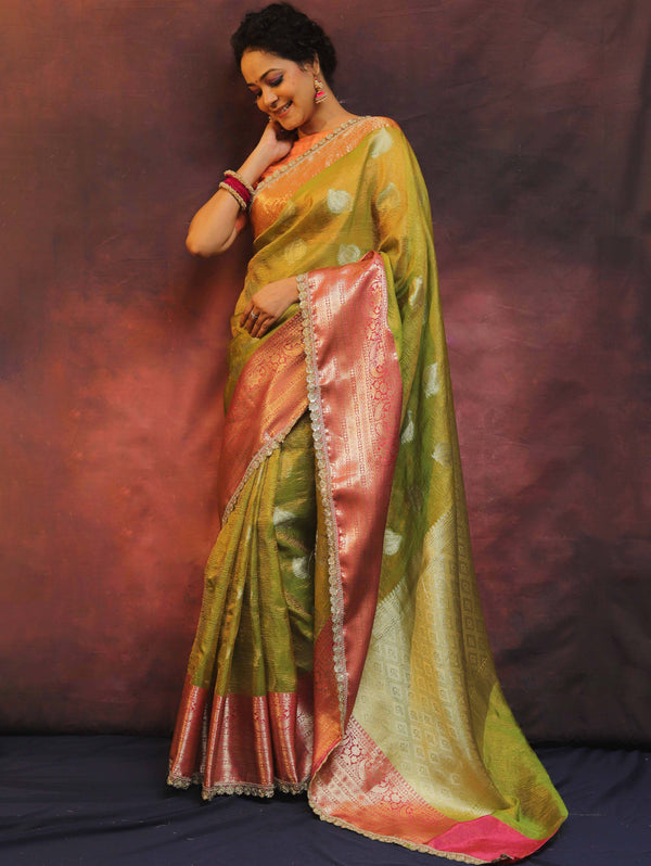 Banarasee Handwoven Crushed Tissue Saree With Contrast Border & Lace-Light Green
