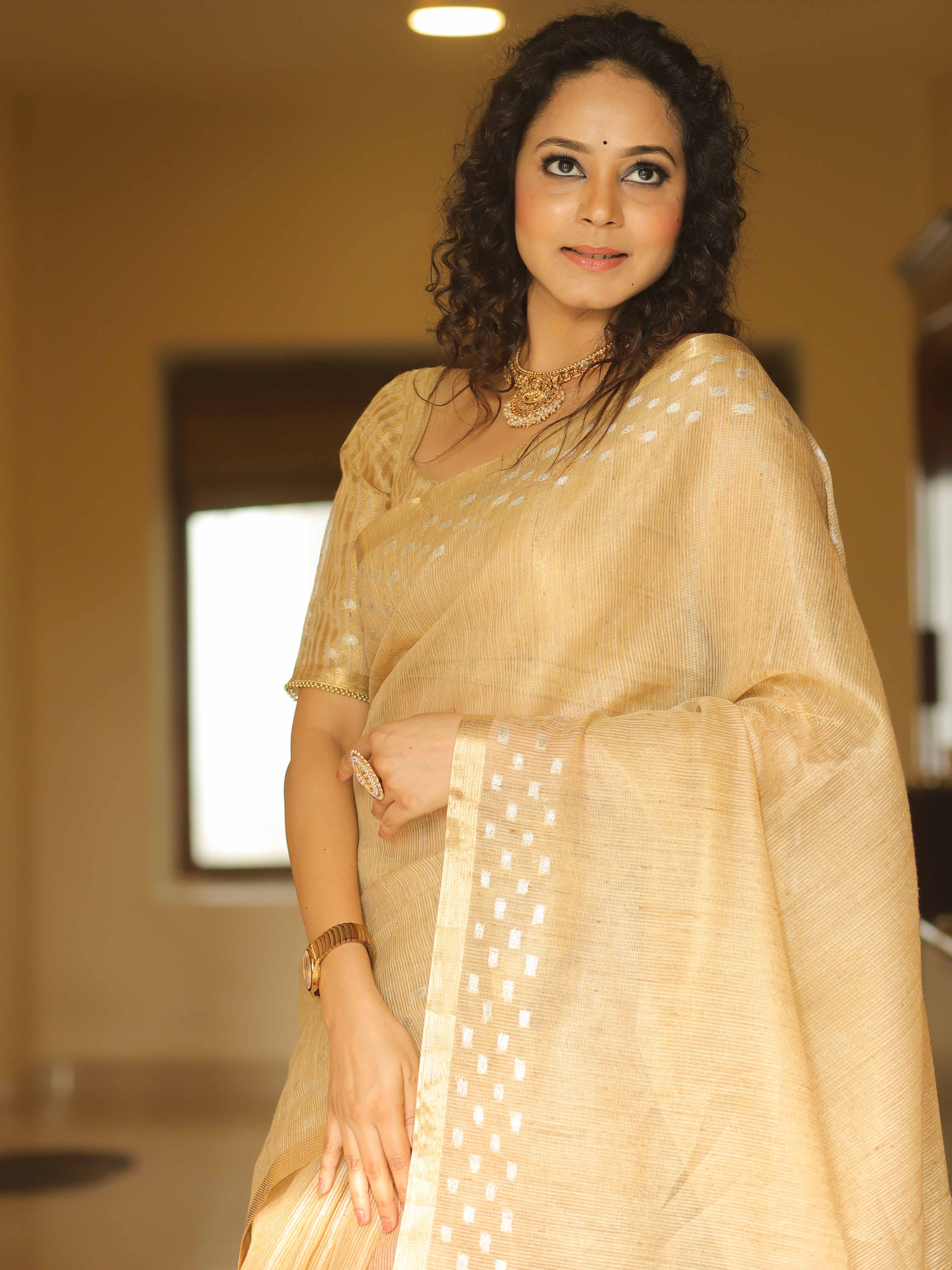 Banarasee Linen Tissue Sona Rupa Zari Work Saree-Gold