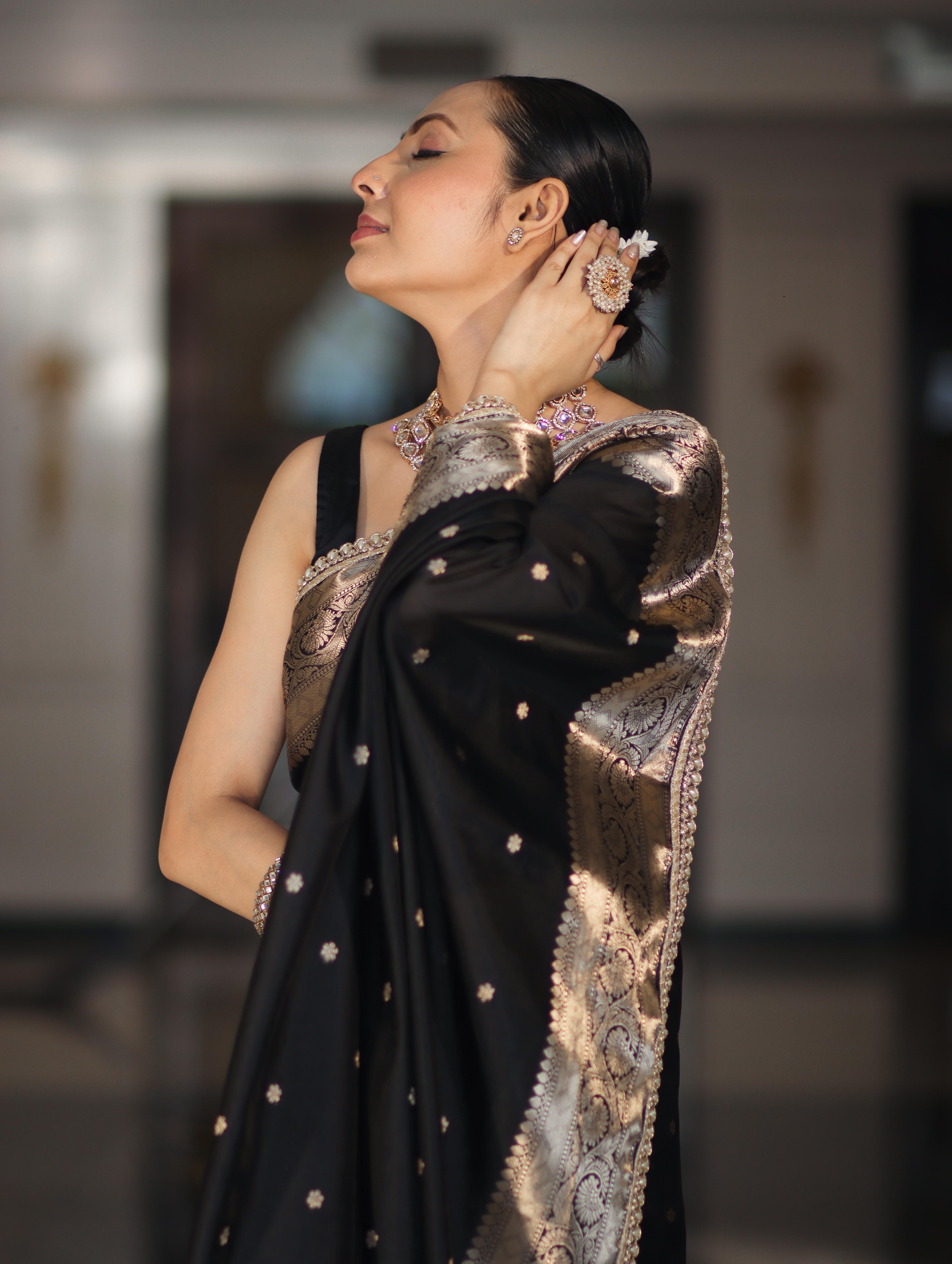 Banarasee Handloom Semi Silk Saree With Buti Design Zari Border & Lace-Black