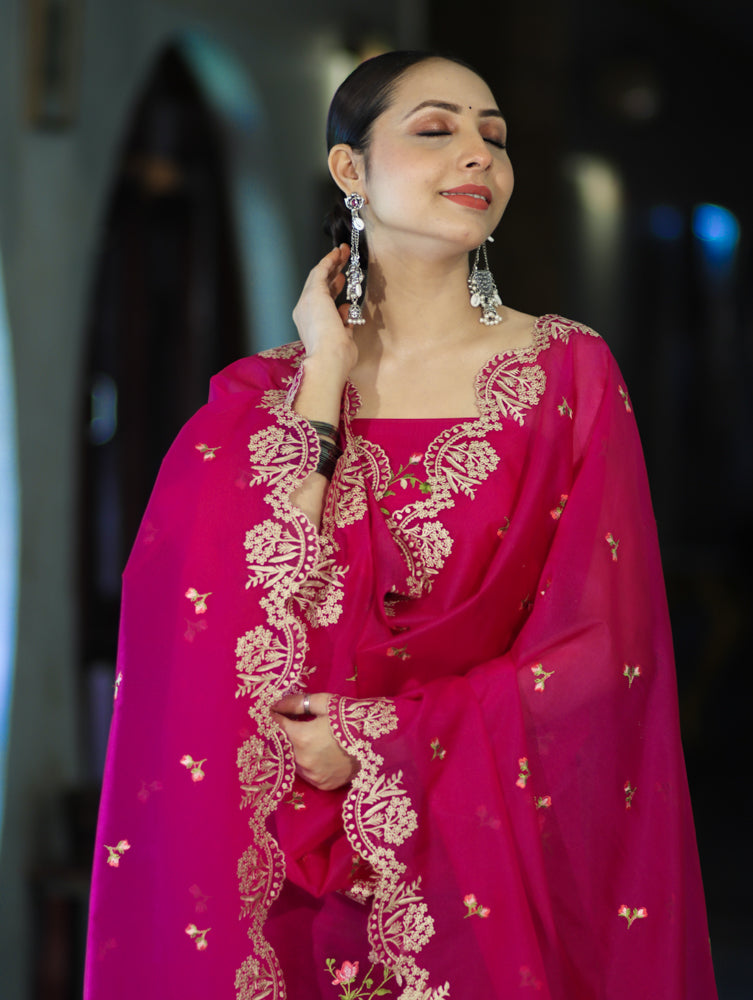 Banarasee Resham Embroidered Chanderi Salwar Kameez With Organza Dupatta Set-Magenta
