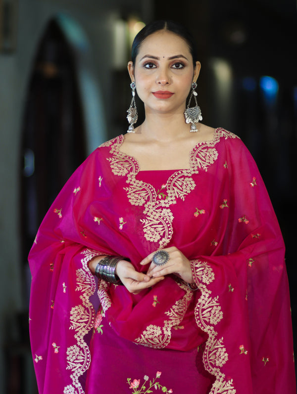 Banarasee Resham Embroidered Chanderi Salwar Kameez With Organza Dupatta Set-Magenta