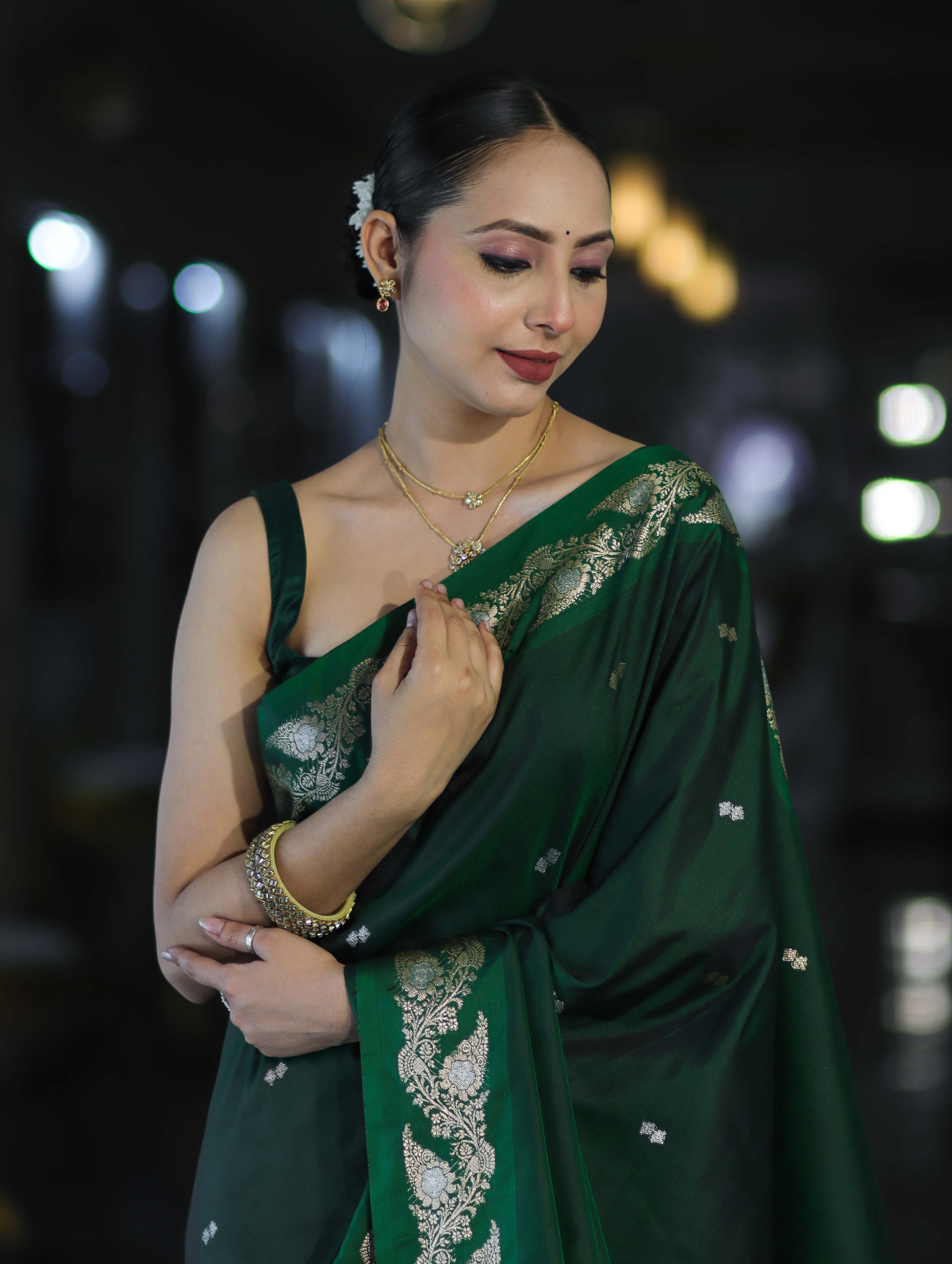 Banarasee Handloom Semi Silk Saree With Sona Rupa Zari Buti Design & Floral Border-Deep Green