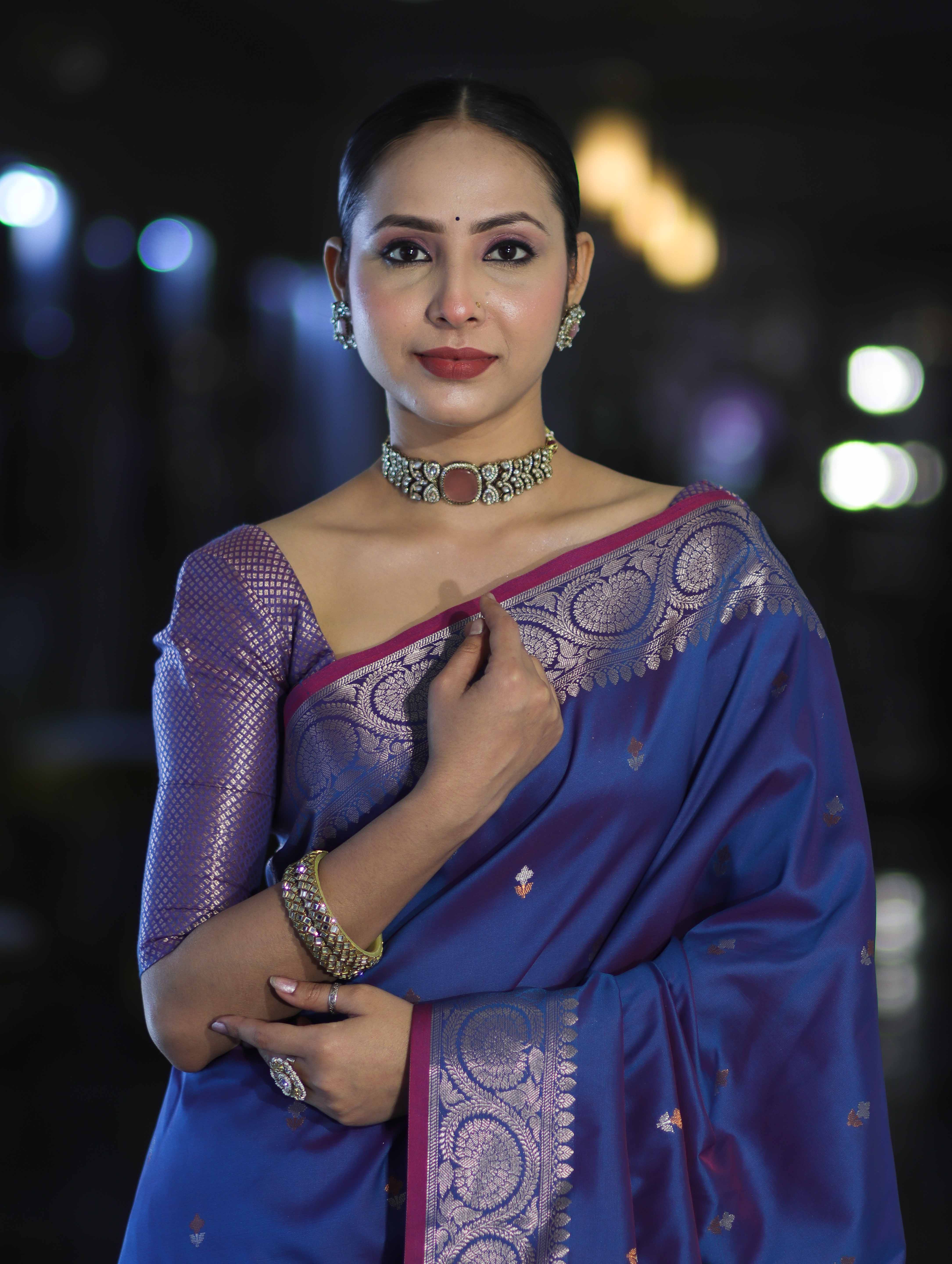 Banarasee Handloom Dual Tone Semi Silk Saree With Buti Design & Border-Blue