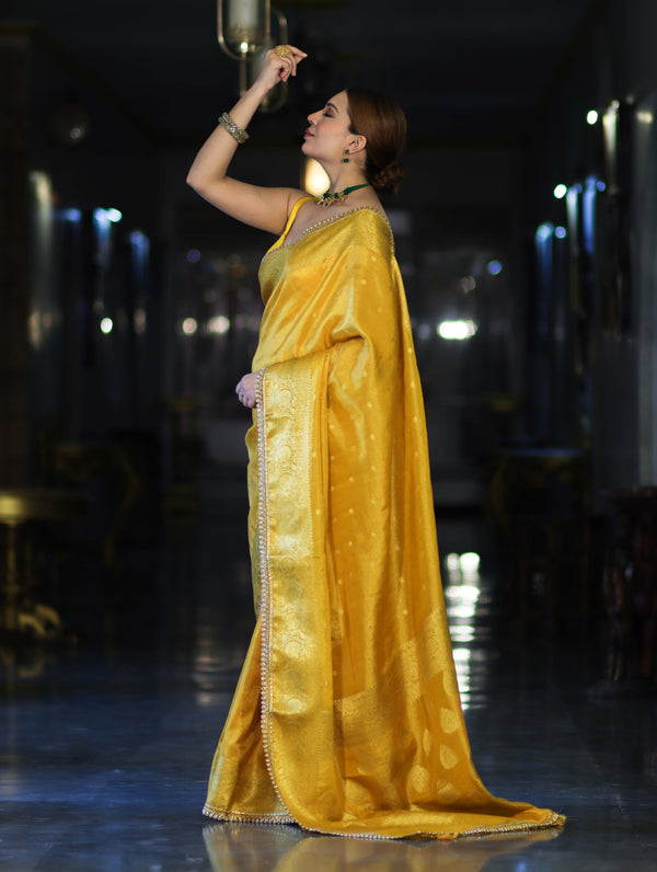 Banarasee Handloom Shimmer Silk Saree With Buti Design Floral Border & Lace-Yellow
