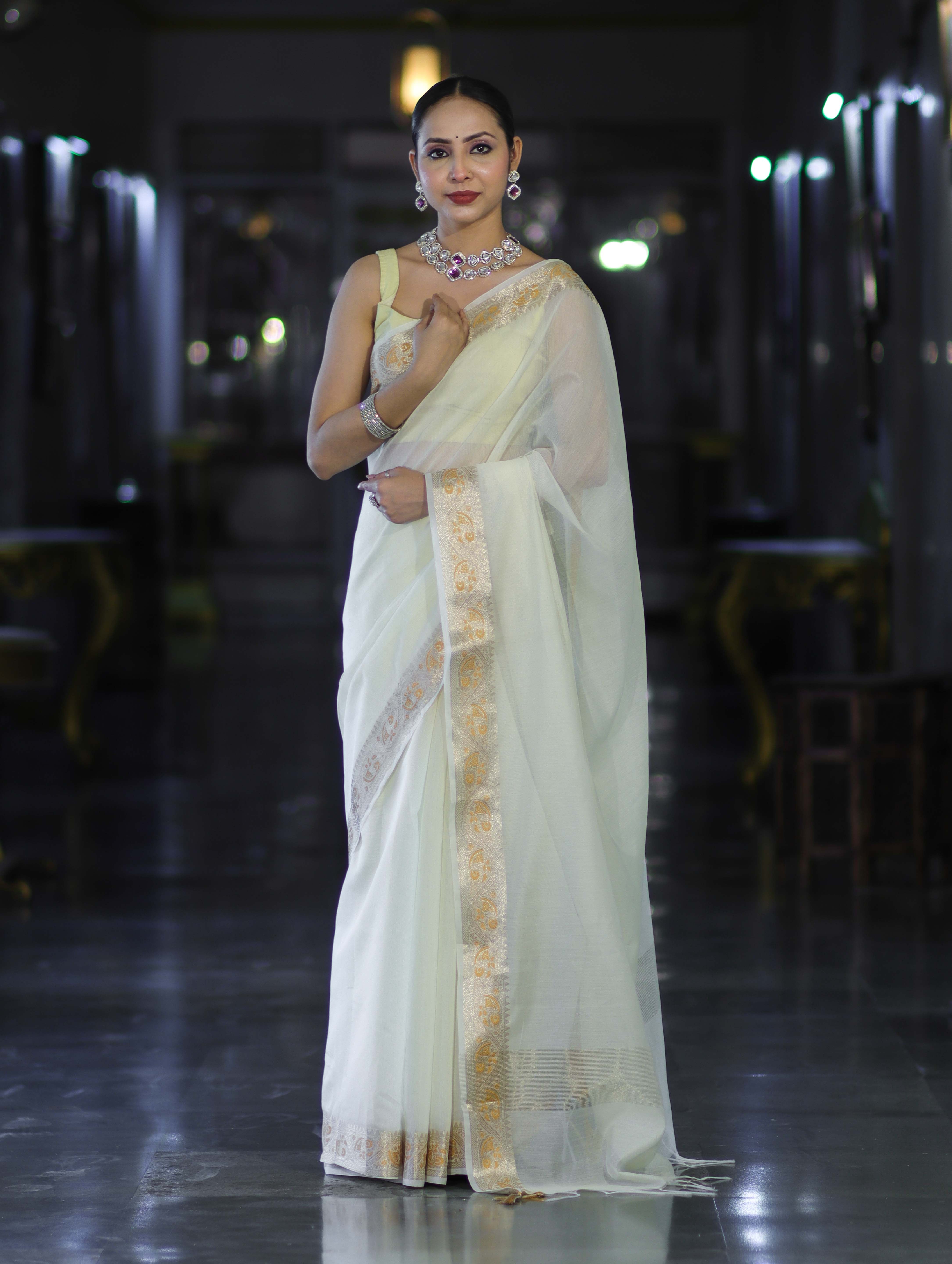Banarasee Cotton Silk Plain Saree With Floral Zari Border-Cream