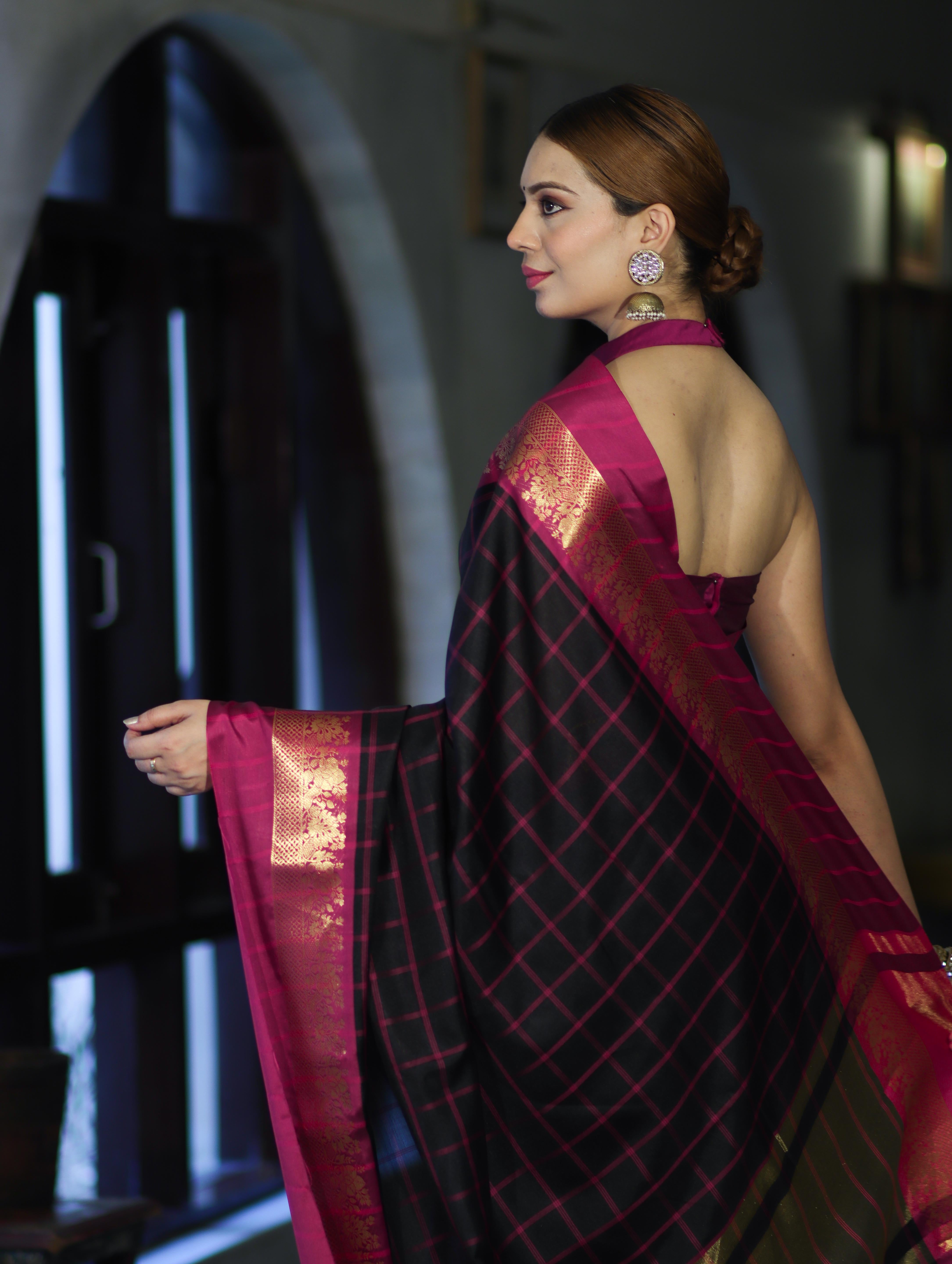 Banarasee Handloom Semi Silk Saree With Checks Pattern & Contrast Border-Black & Magenta