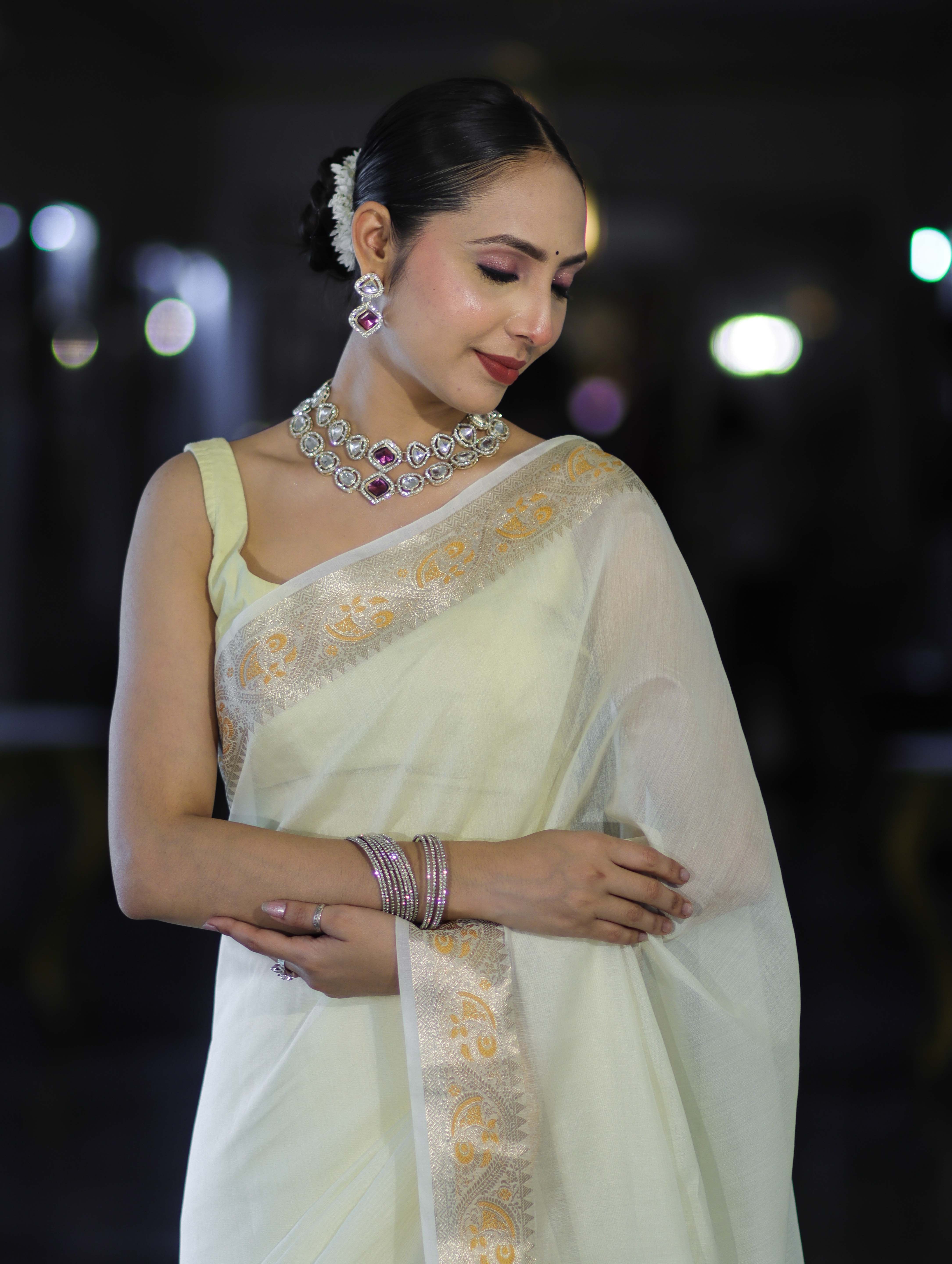 Banarasee Cotton Silk Plain Saree With Floral Zari Border-Cream