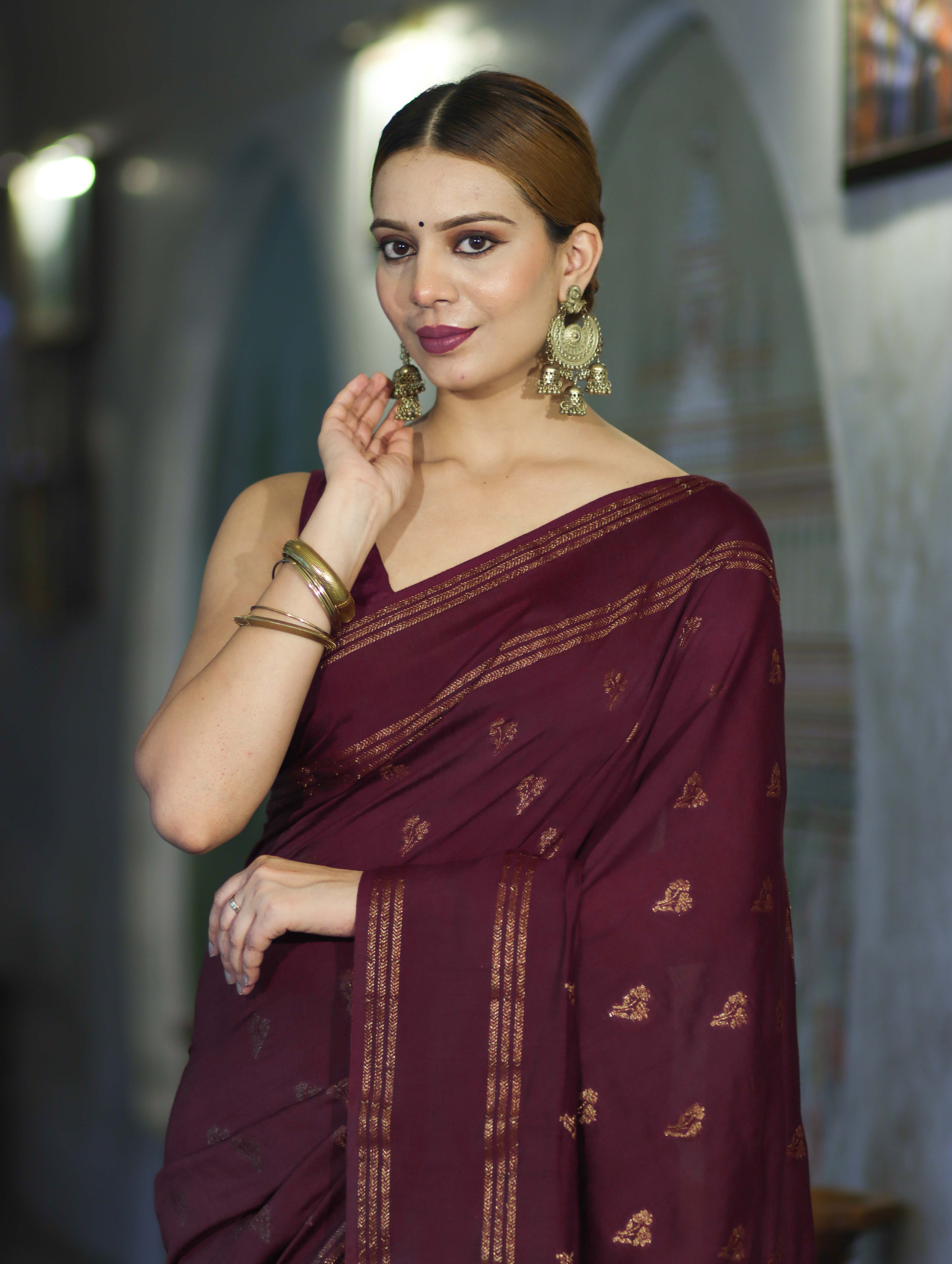 Banarasee Handloom Cotton Silk Saree With Antique Zari Buti Design & Border-Burgundy