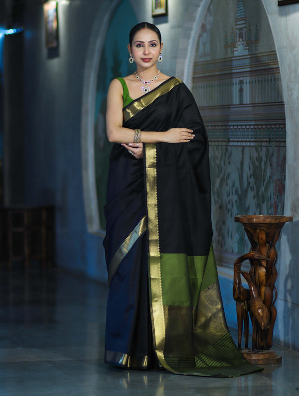 Banarasee Handloom Cotton Silk Plain Saree With Contrast Pallu & Border-Black & Green