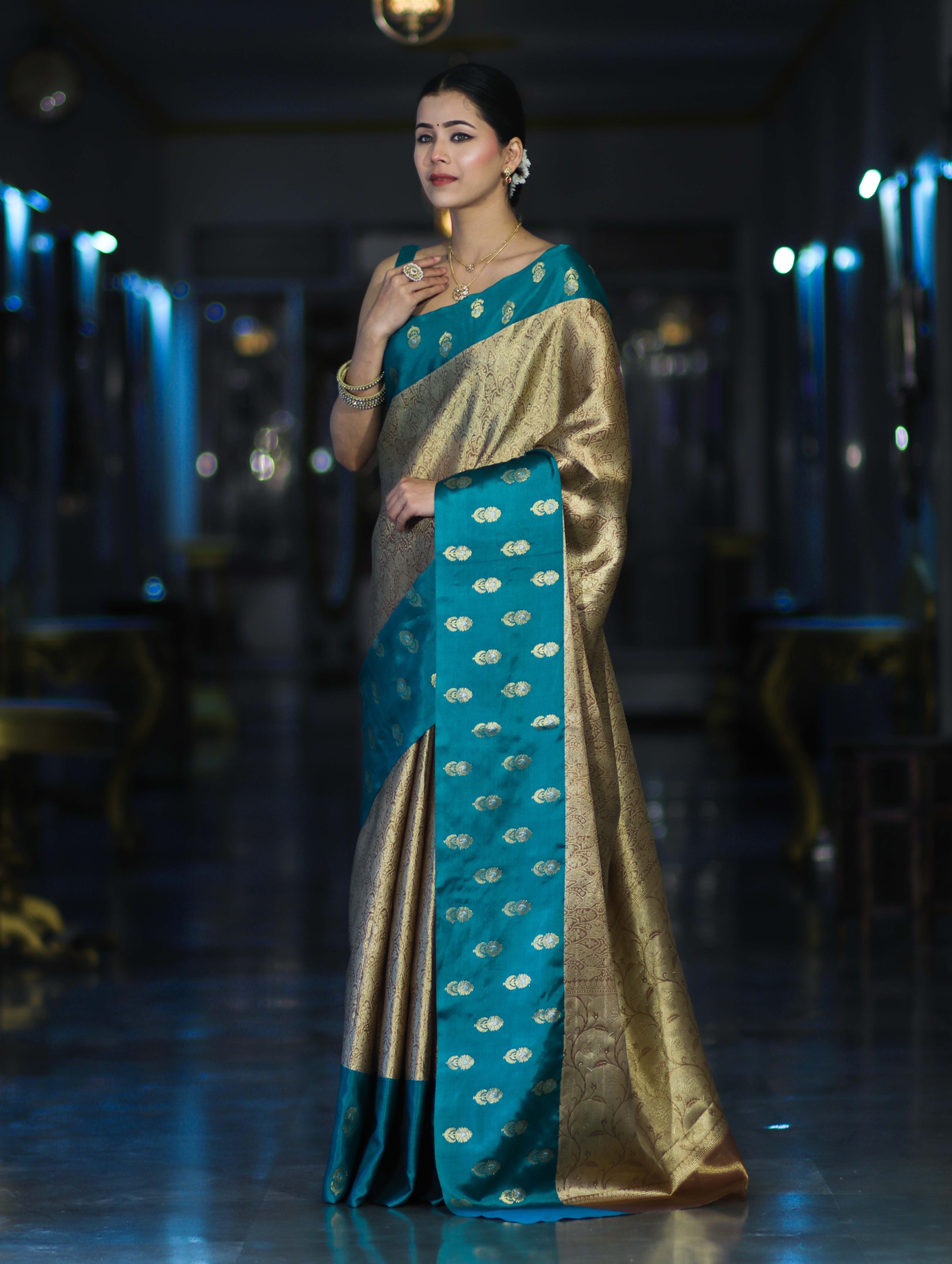 Banarasee Handloom Soft Silk Saree With Zari Weaving & Contrast Border-Gold & Green