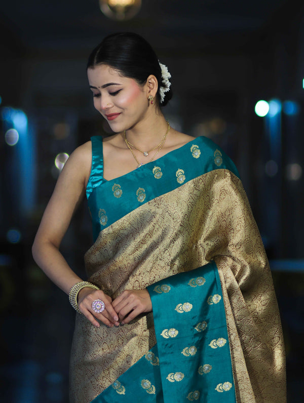 Banarasee Handloom Soft Silk Saree With Zari Weaving & Contrast Border-Gold & Green