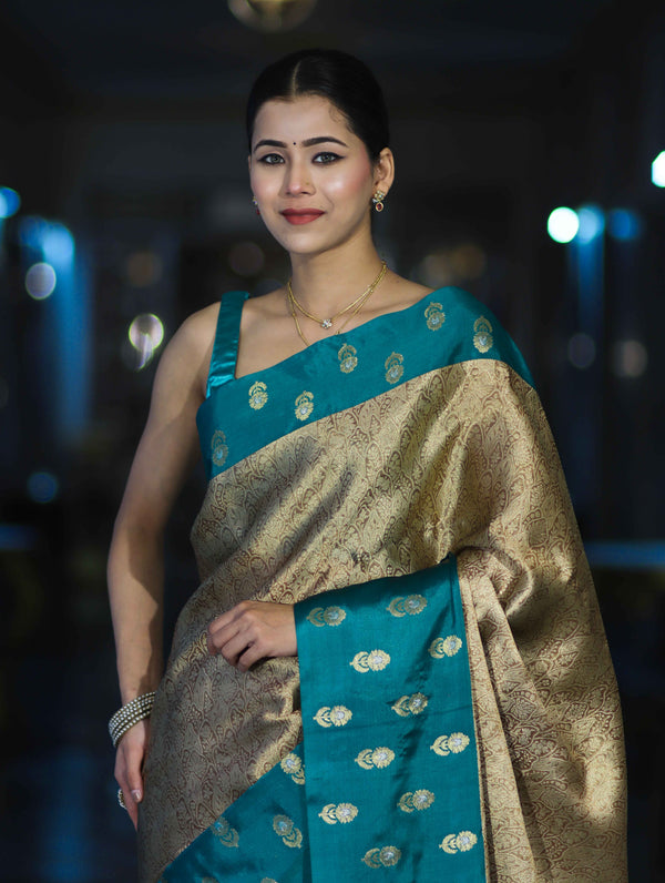 Banarasee Handloom Soft Silk Saree With Zari Weaving & Contrast Border-Gold & Green