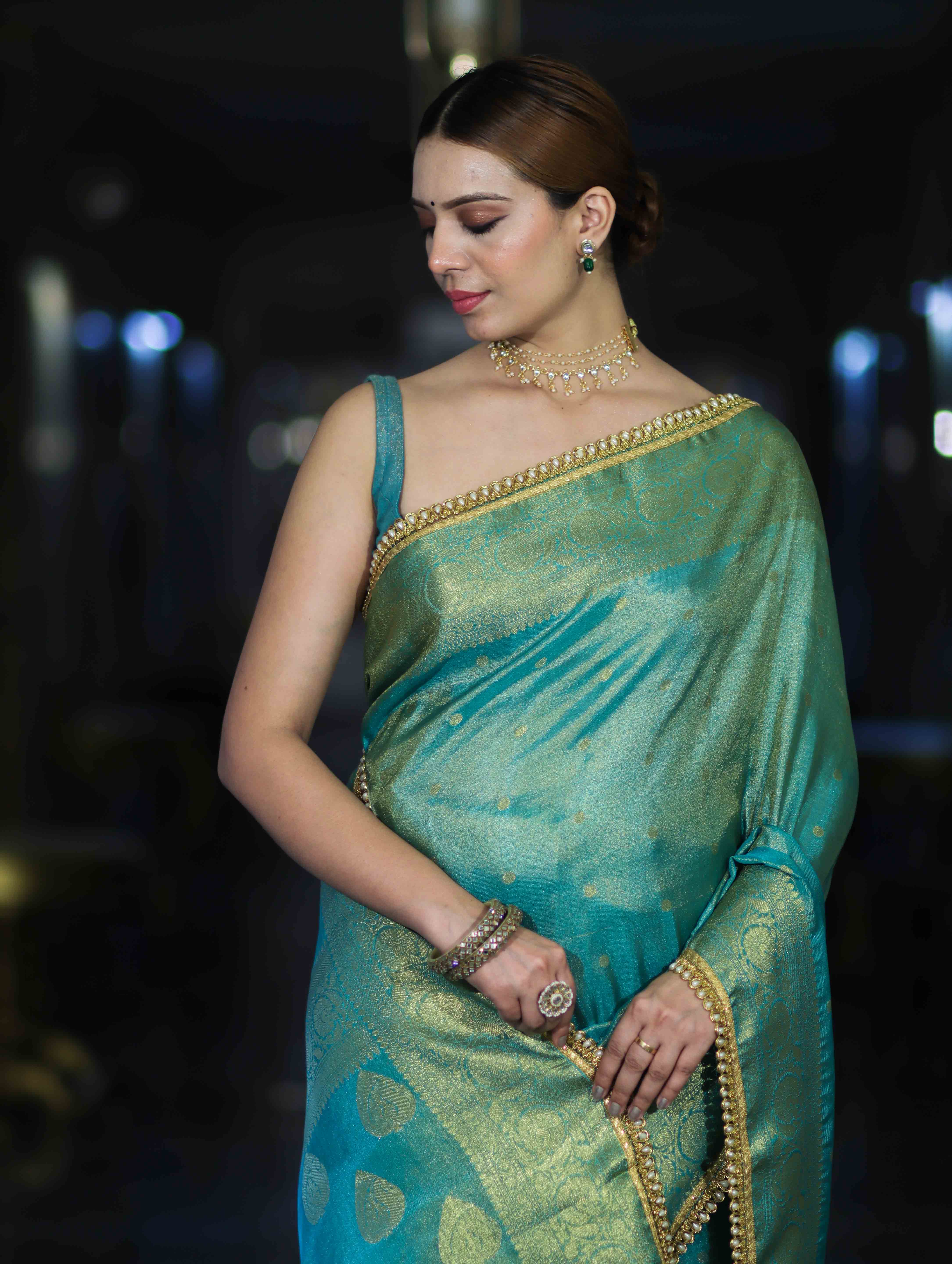 Banarasee Handloom Shimmer Silk Saree With Buti Design Floral Border & Lace-Turquoise Green