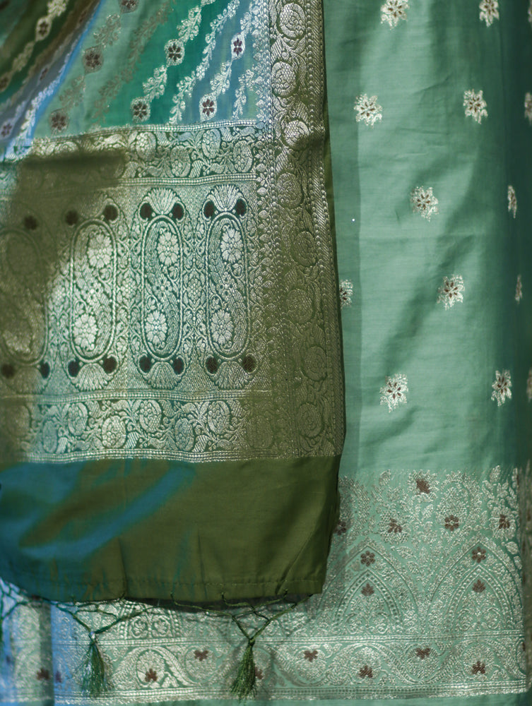 Banarasee Zari & Resham Embroidered Chanderi Salwar Kameez With Multicolor Dupatta Set-Green