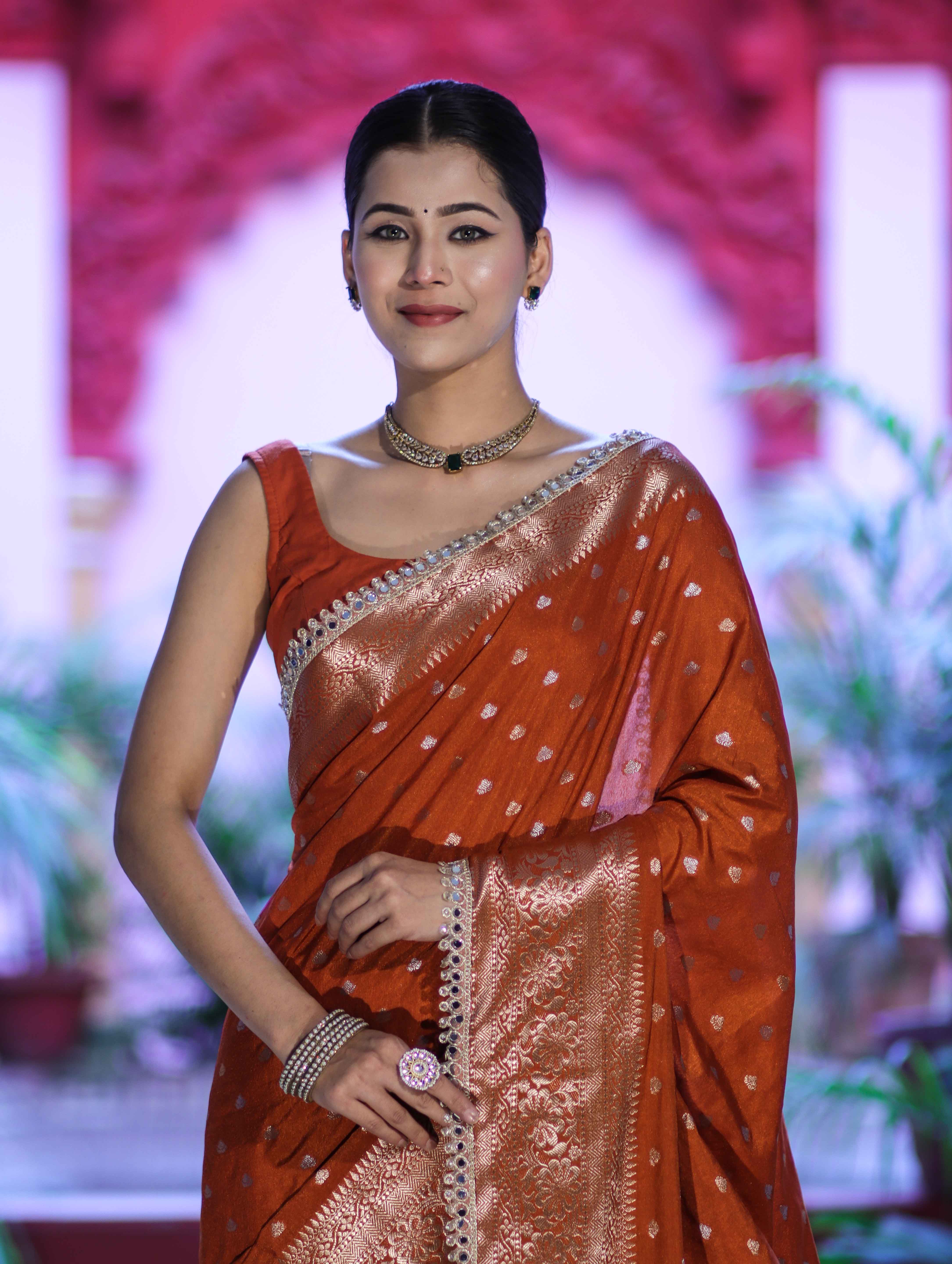 Banarasee Handloom Semi Silk Saree With Zari Buti Design & Lace Border-Rust