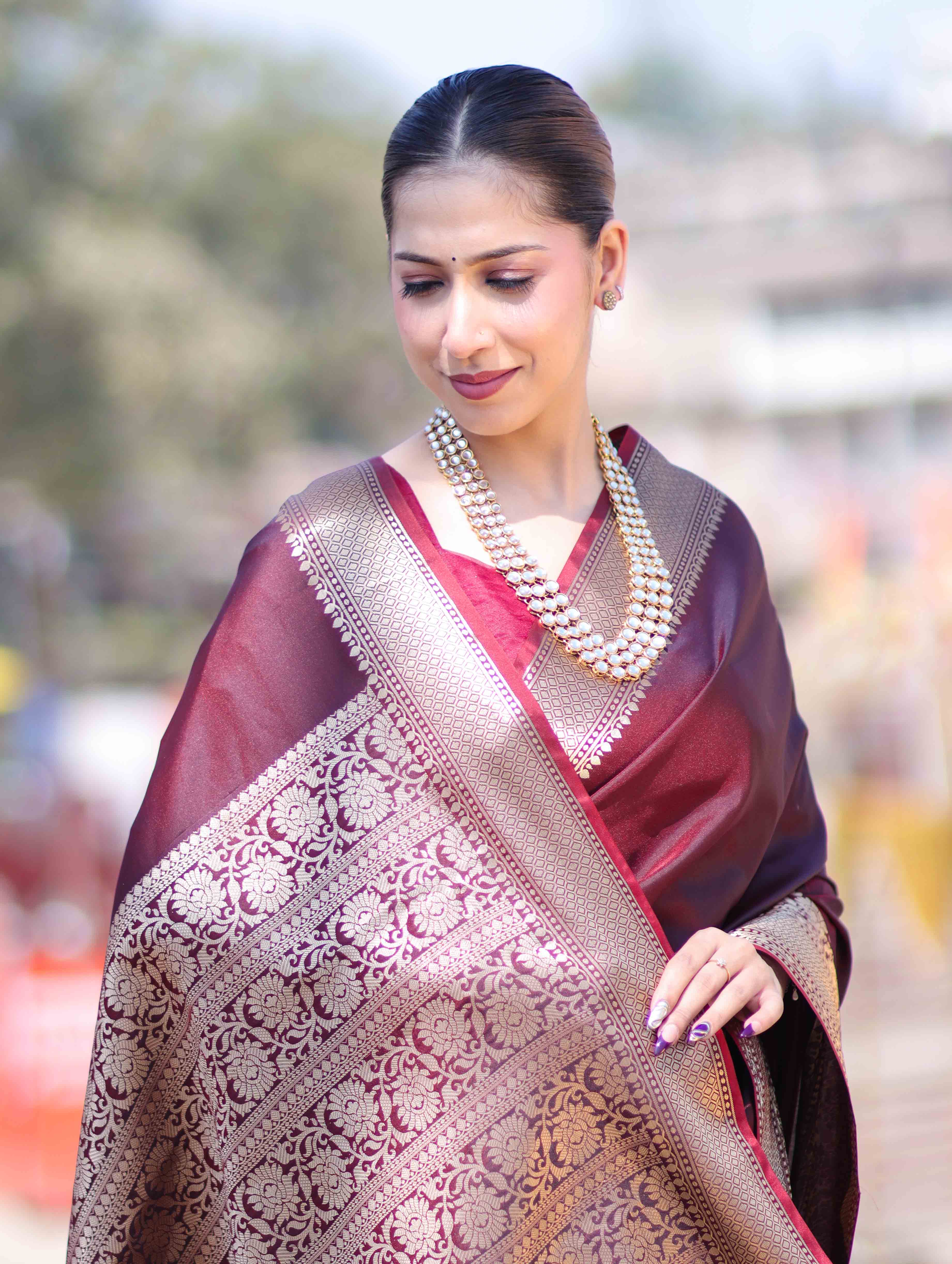 Banarasee Handloom Semi Silk Plain Saree With Broad Zari Border-Deep Maroon