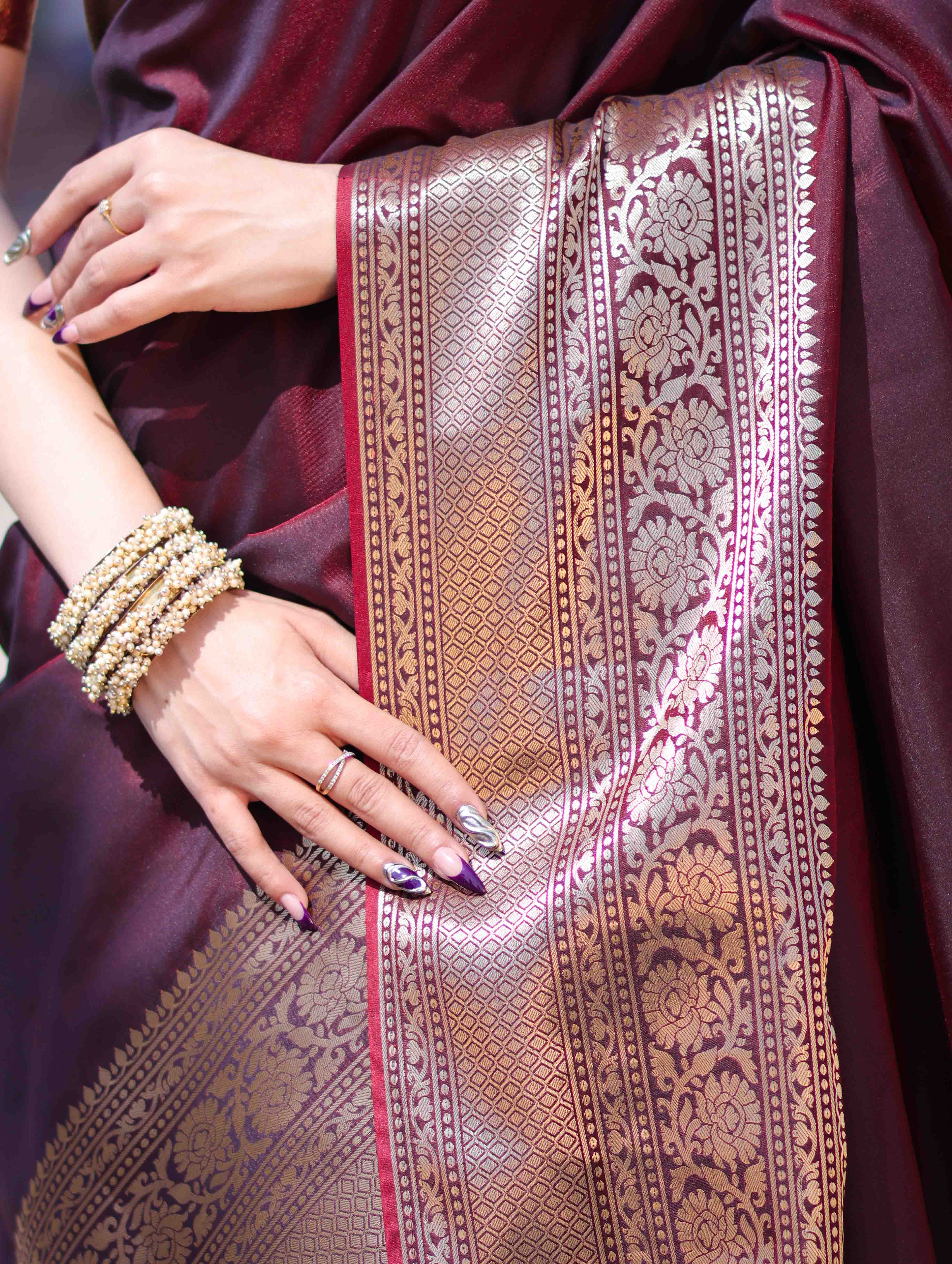 Banarasee Handloom Semi Silk Plain Saree With Broad Zari Border-Deep Maroon