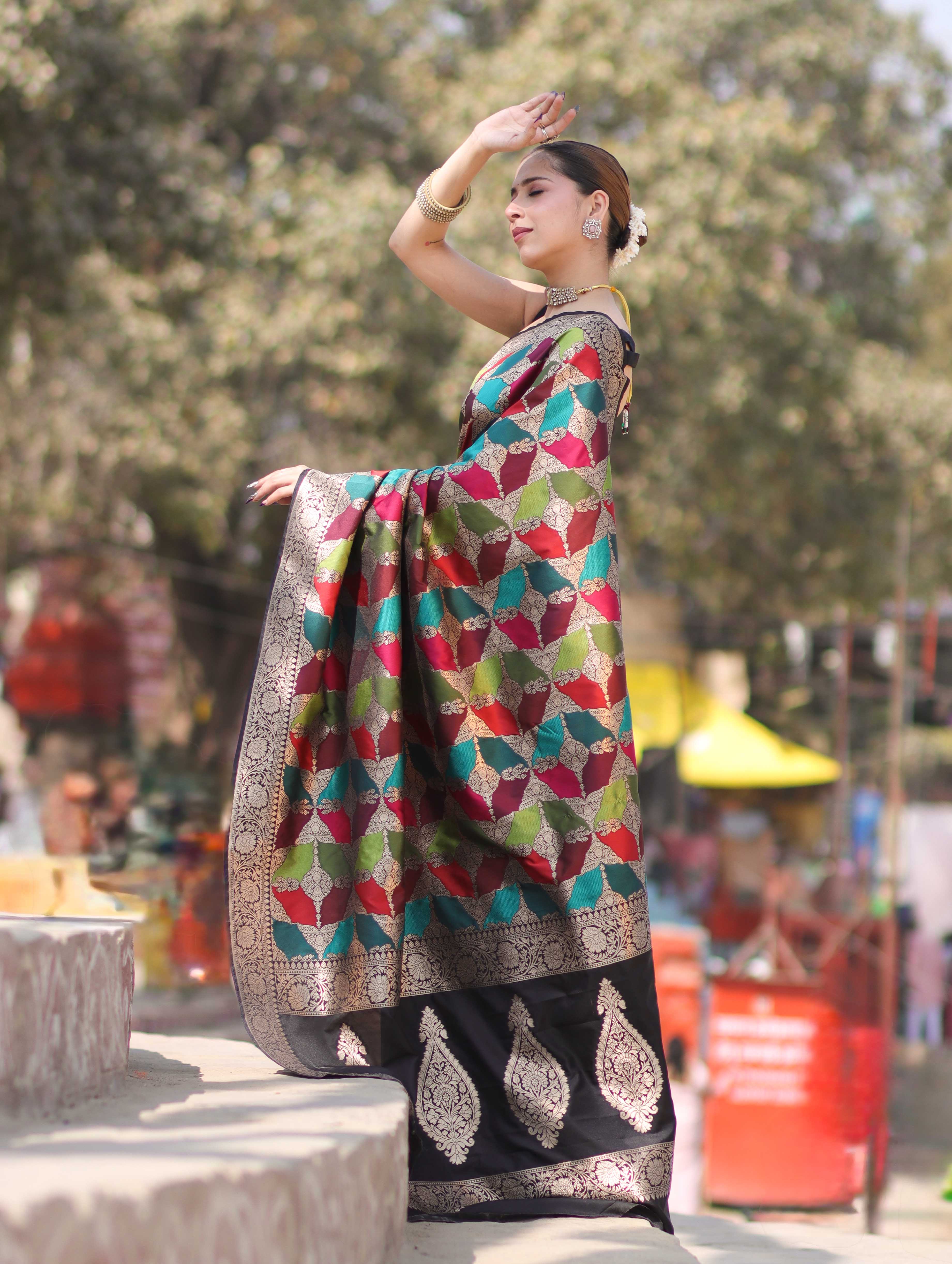 Banarasee Handwoven Semi Katan Saree With Rangkat Design & Gold Zari Work-Black