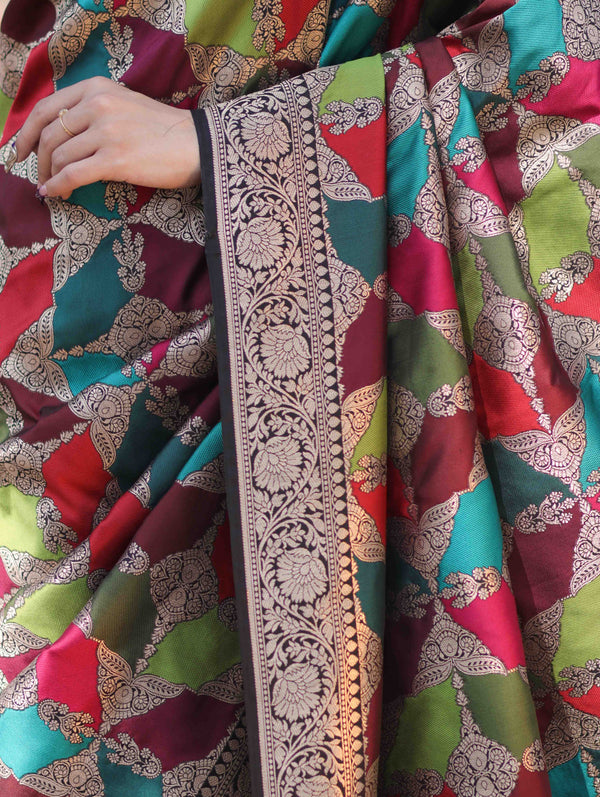 Banarasee Handwoven Semi Katan Saree With Rangkat Design & Gold Zari Work-Black