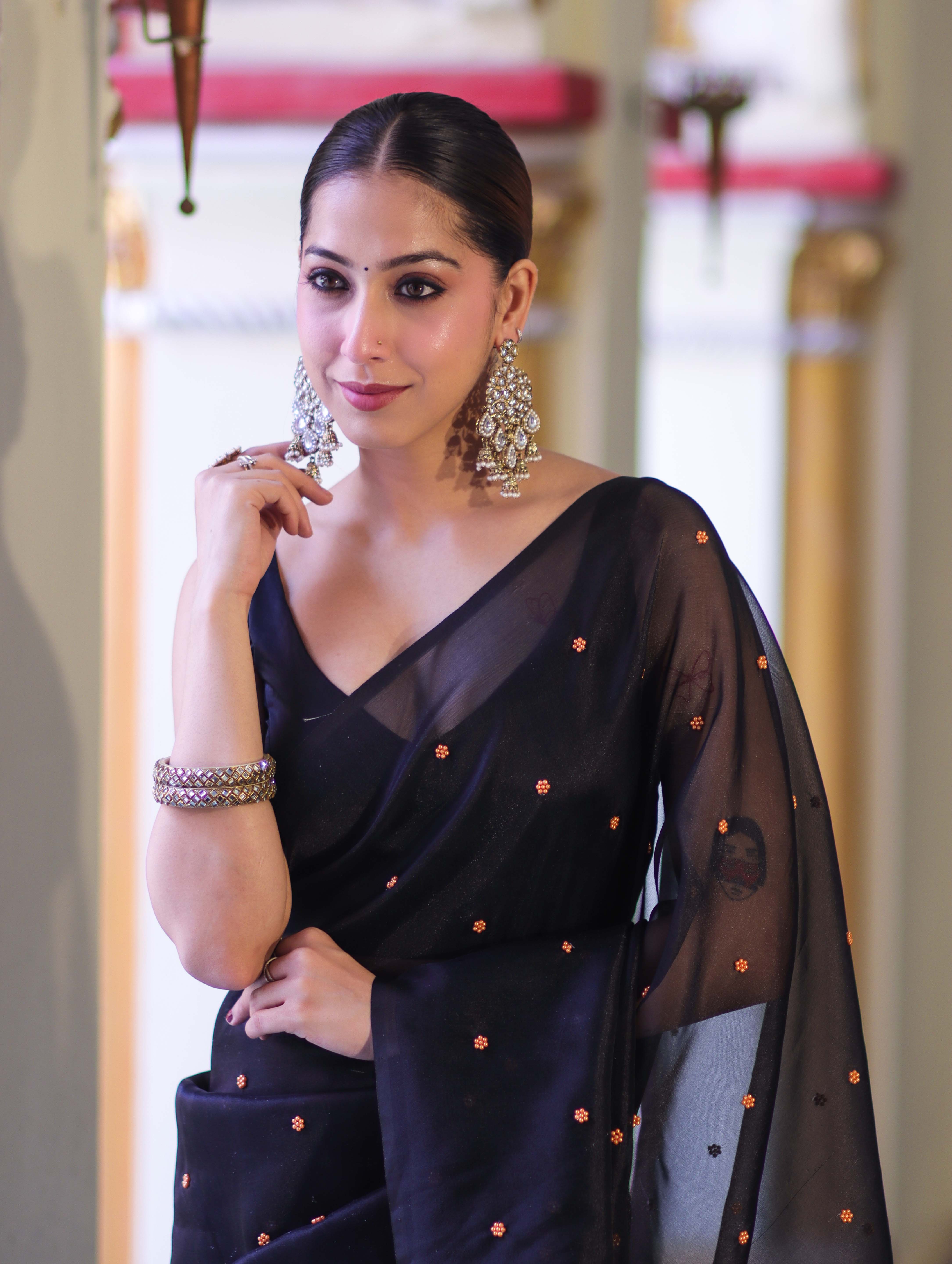 Banarasee Handwoven Tissue Saree With Handwoven Pearl Motifs-Black
