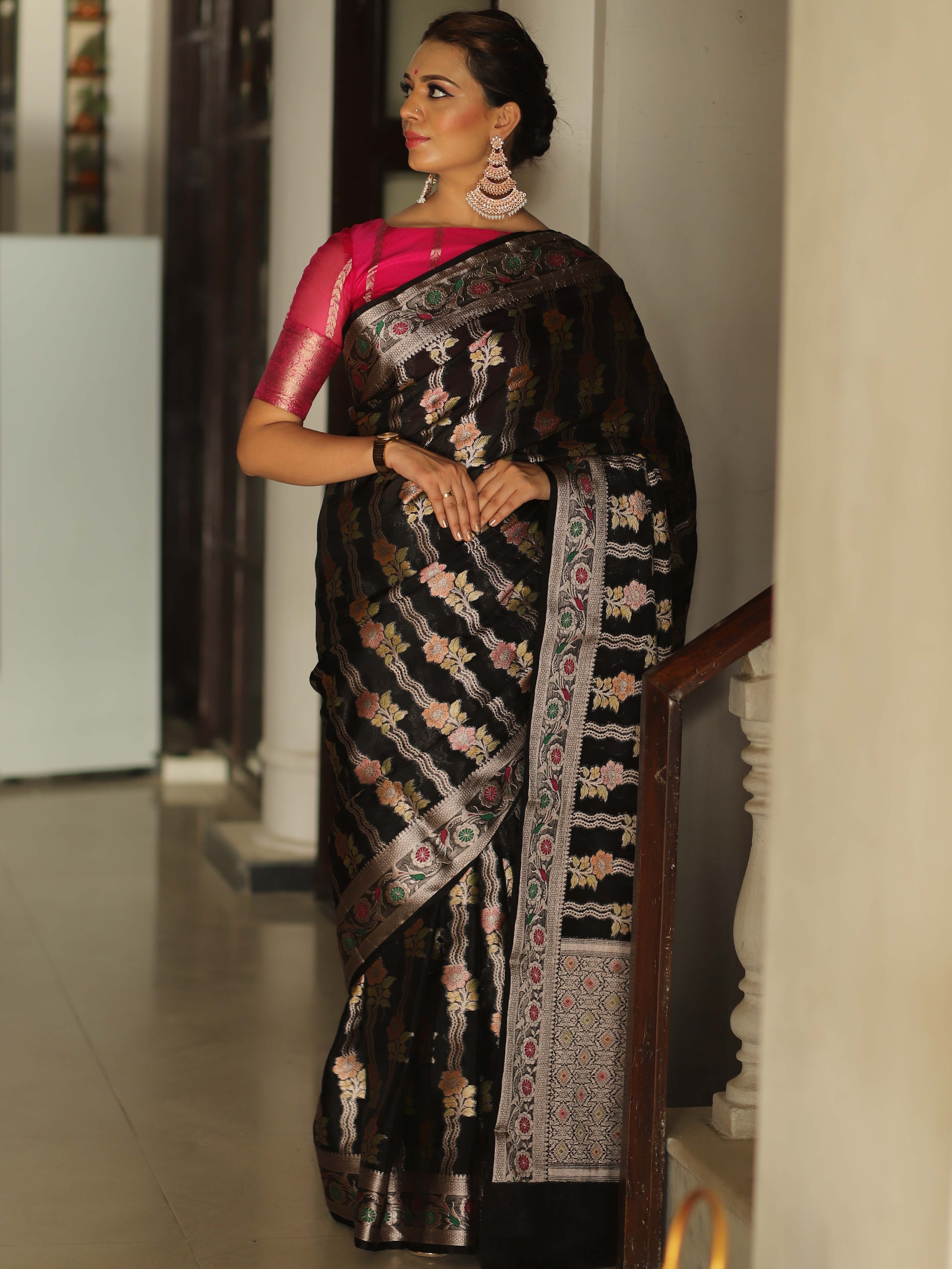 Banarasee Handwoven Semi Silk Saree With Hand-Painted Work-Black