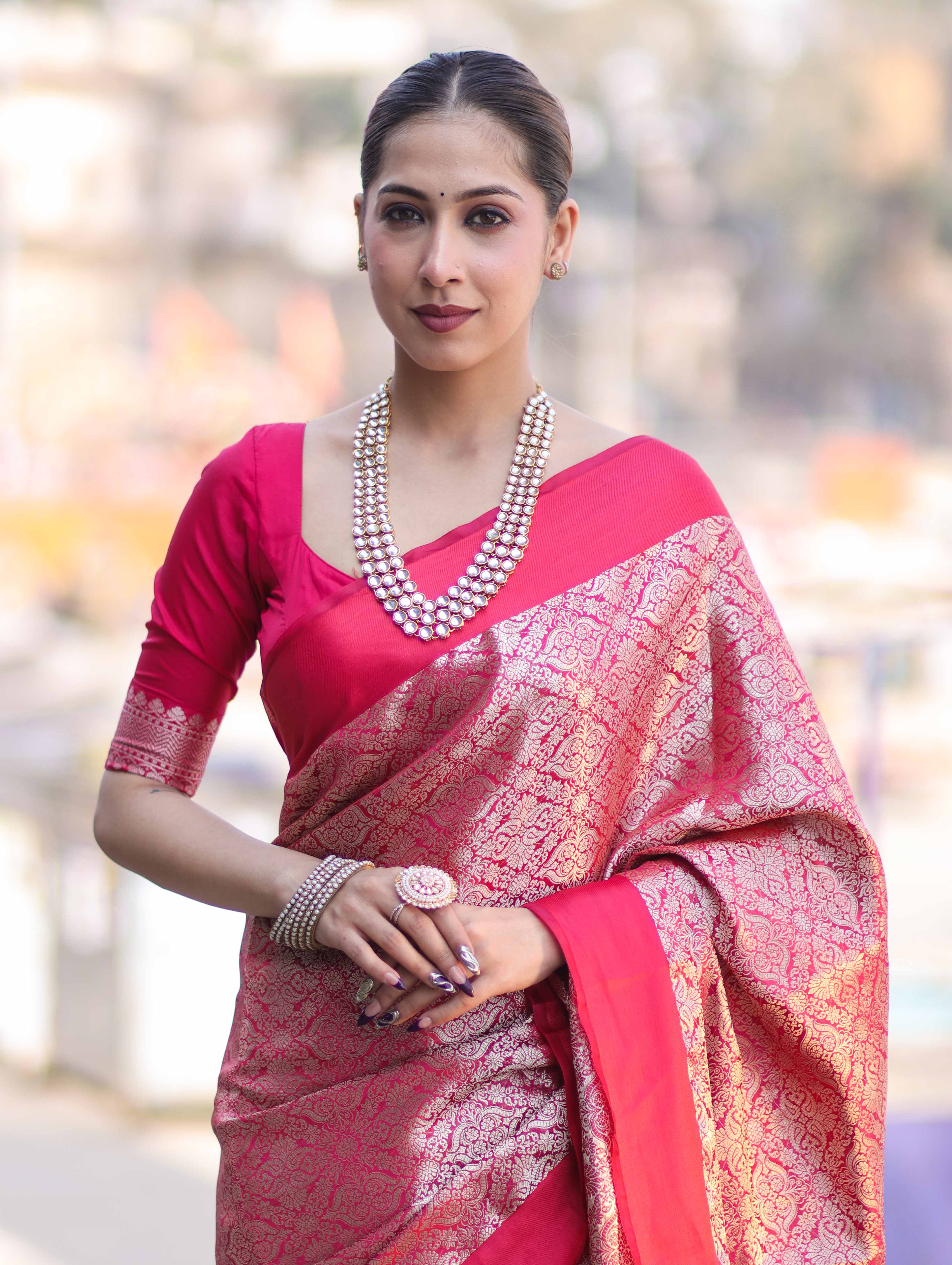 Banarasee Handloom Semi Katan Saree With Tanchoi Design-Pink