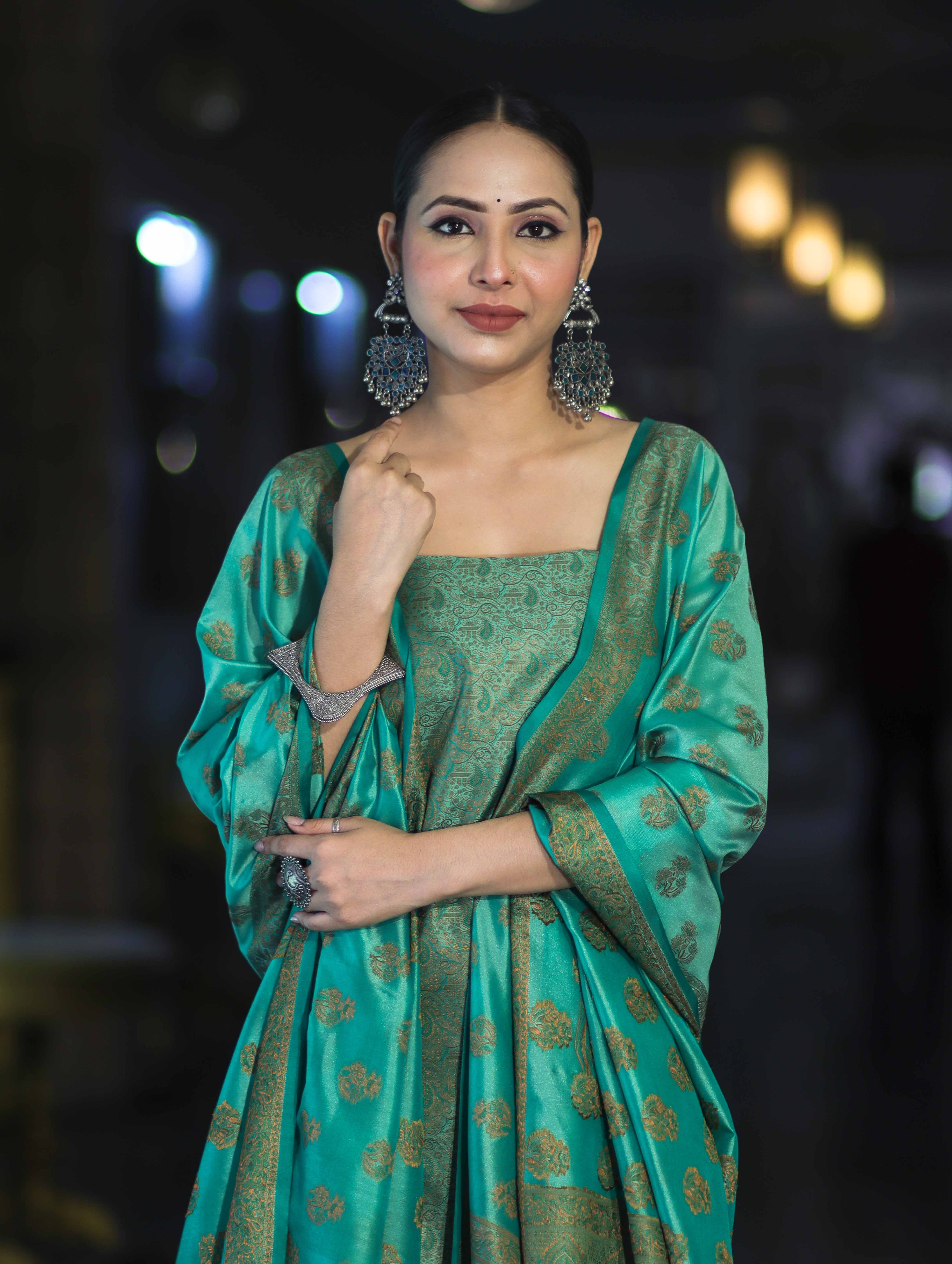 Banarasee Semi Katan Jamewar Weaving Salwar Kameez Fabric With Dupatta Set-Emerald Green