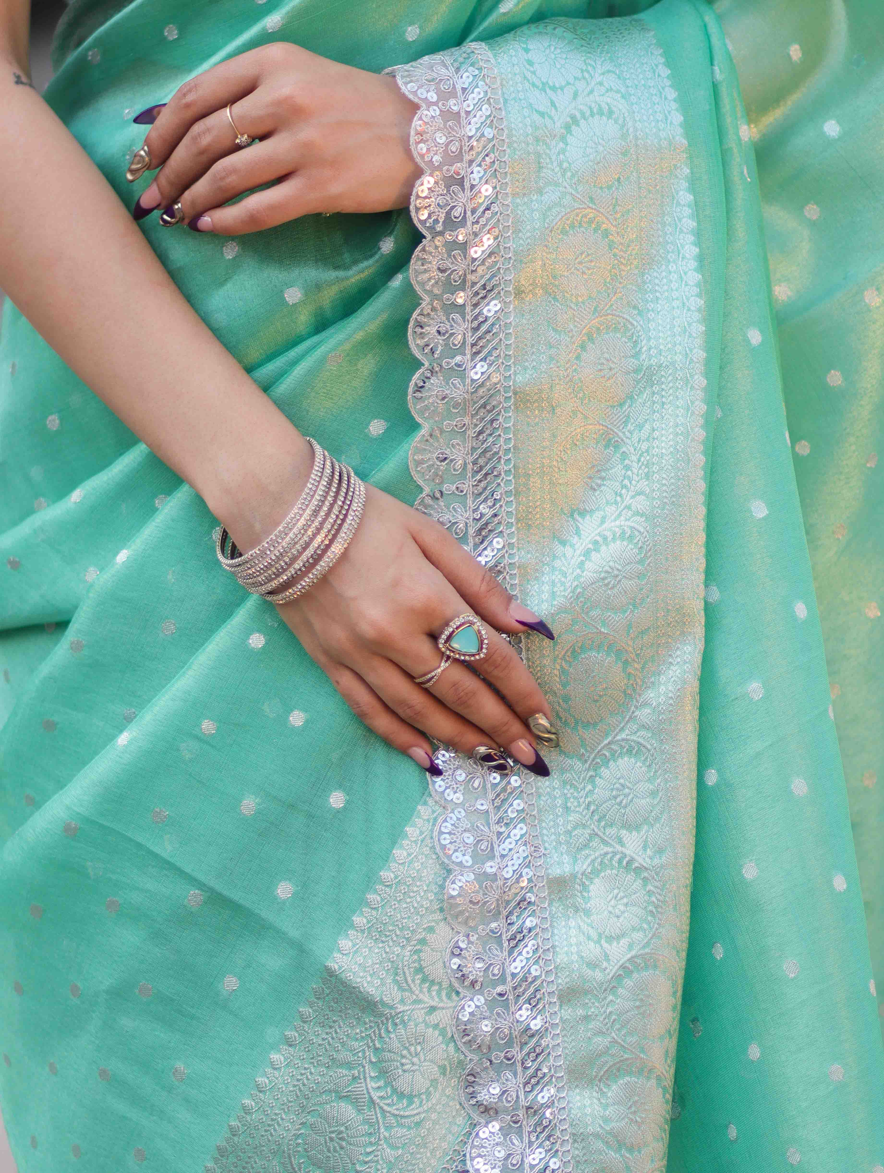 Banarasee Handloom Tissue Saree With Zari Buti Design Border & Lace-Pastel Green