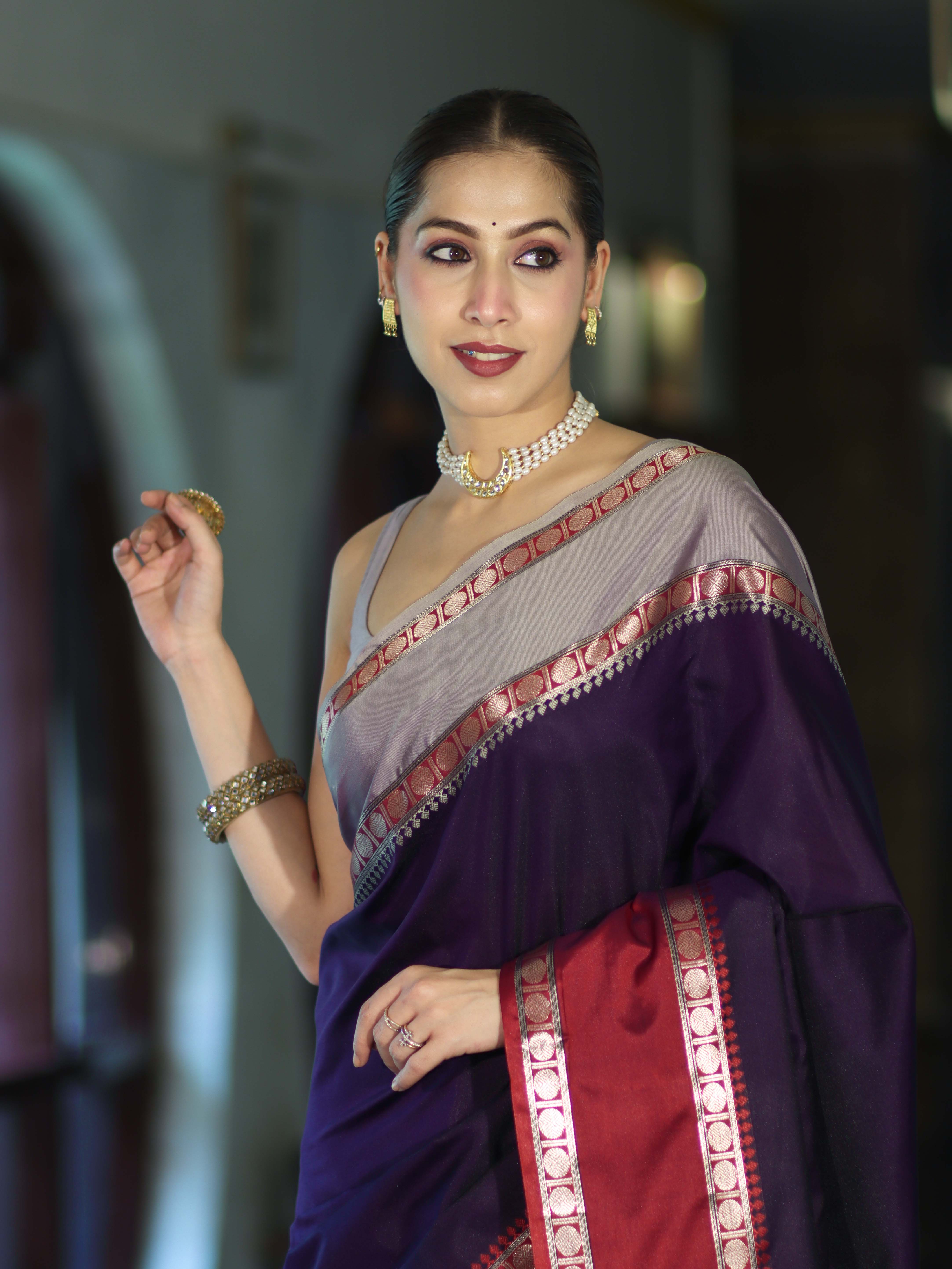 Banarasee Handloom Plain Semi Silk Saree With Contrast Border-Violet & Grey