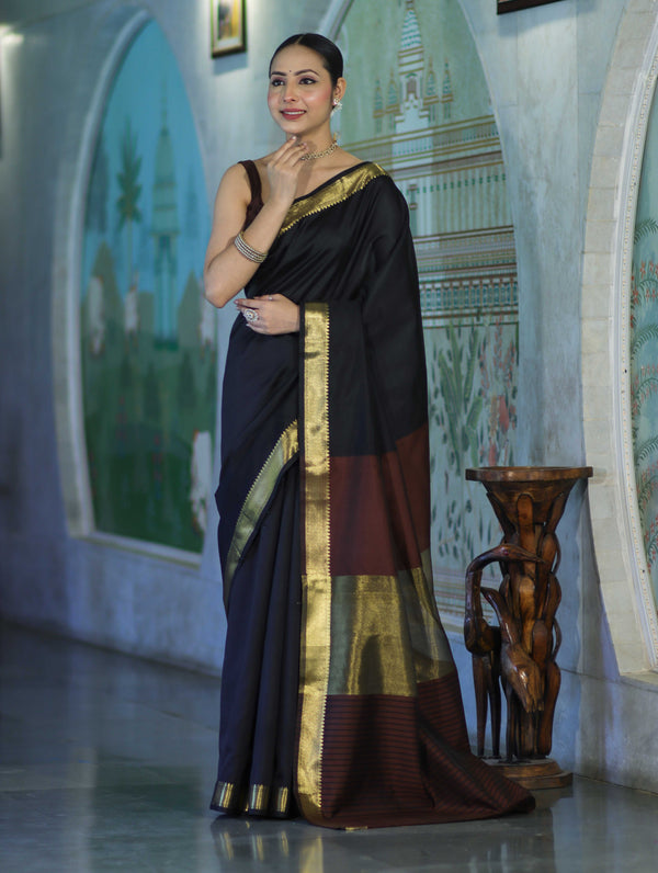 Banarasee Handloom Cotton Silk Plain Saree With Contrast Pallu & Border-Black & Brown