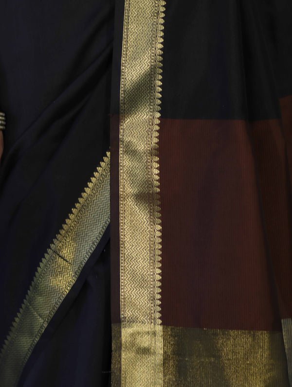Banarasee Handloom Cotton Silk Plain Saree With Contrast Pallu & Border-Black & Brown