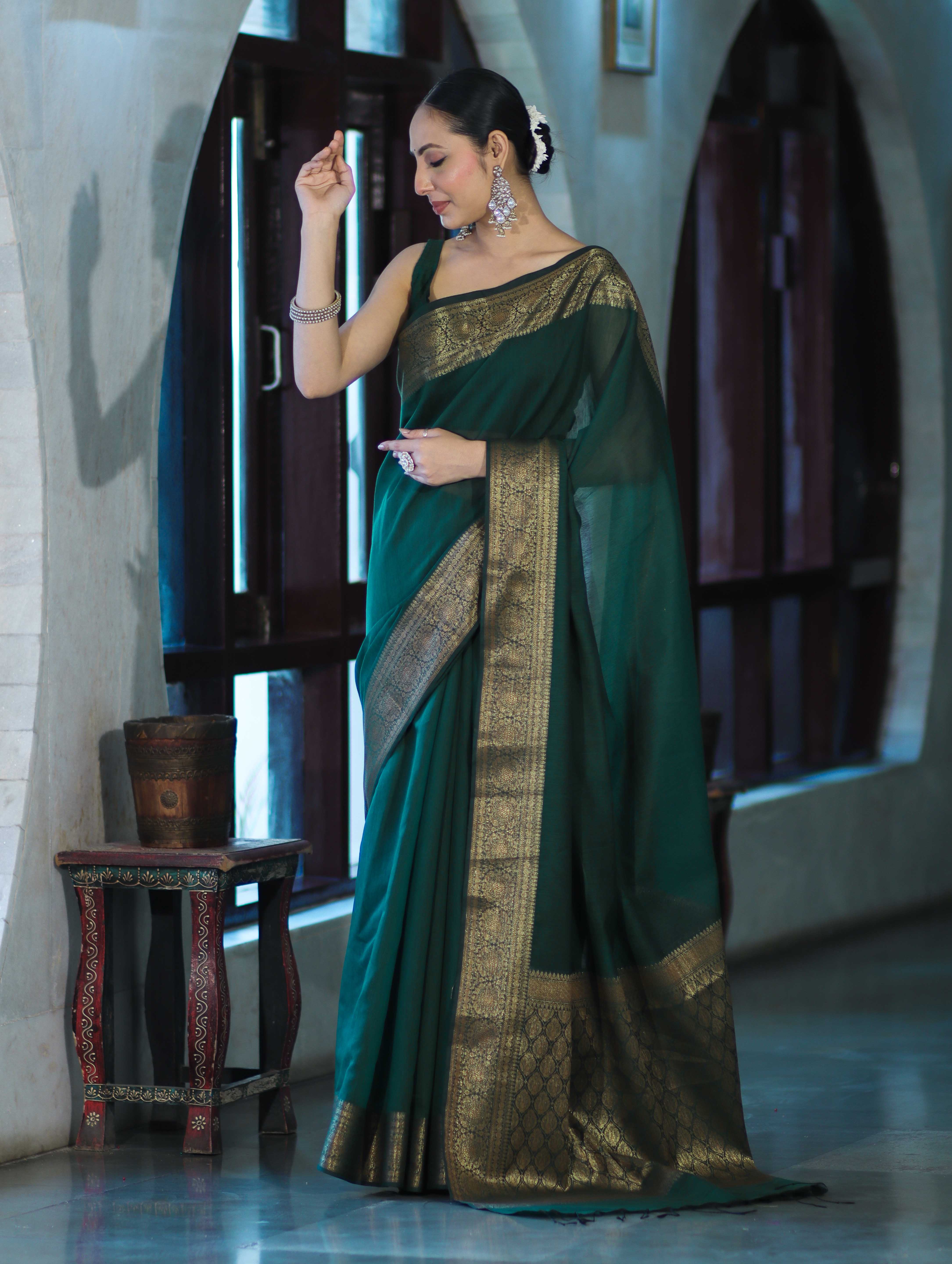 Banarasee Handloom Cotton Silk Plain Saree With Antique Zari Border-Deep Green
