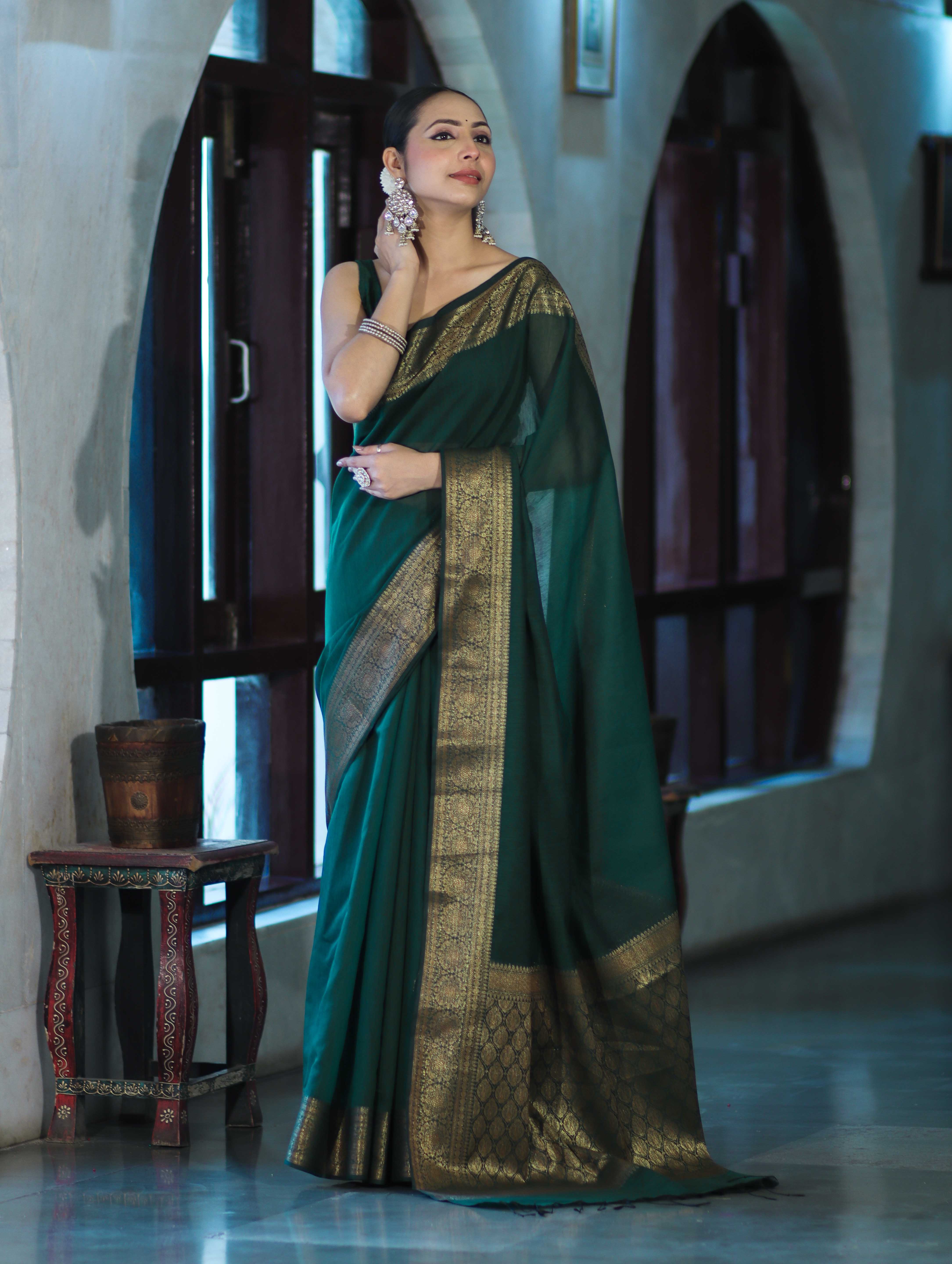 Banarasee Handloom Cotton Silk Plain Saree With Antique Zari Border-Deep Green