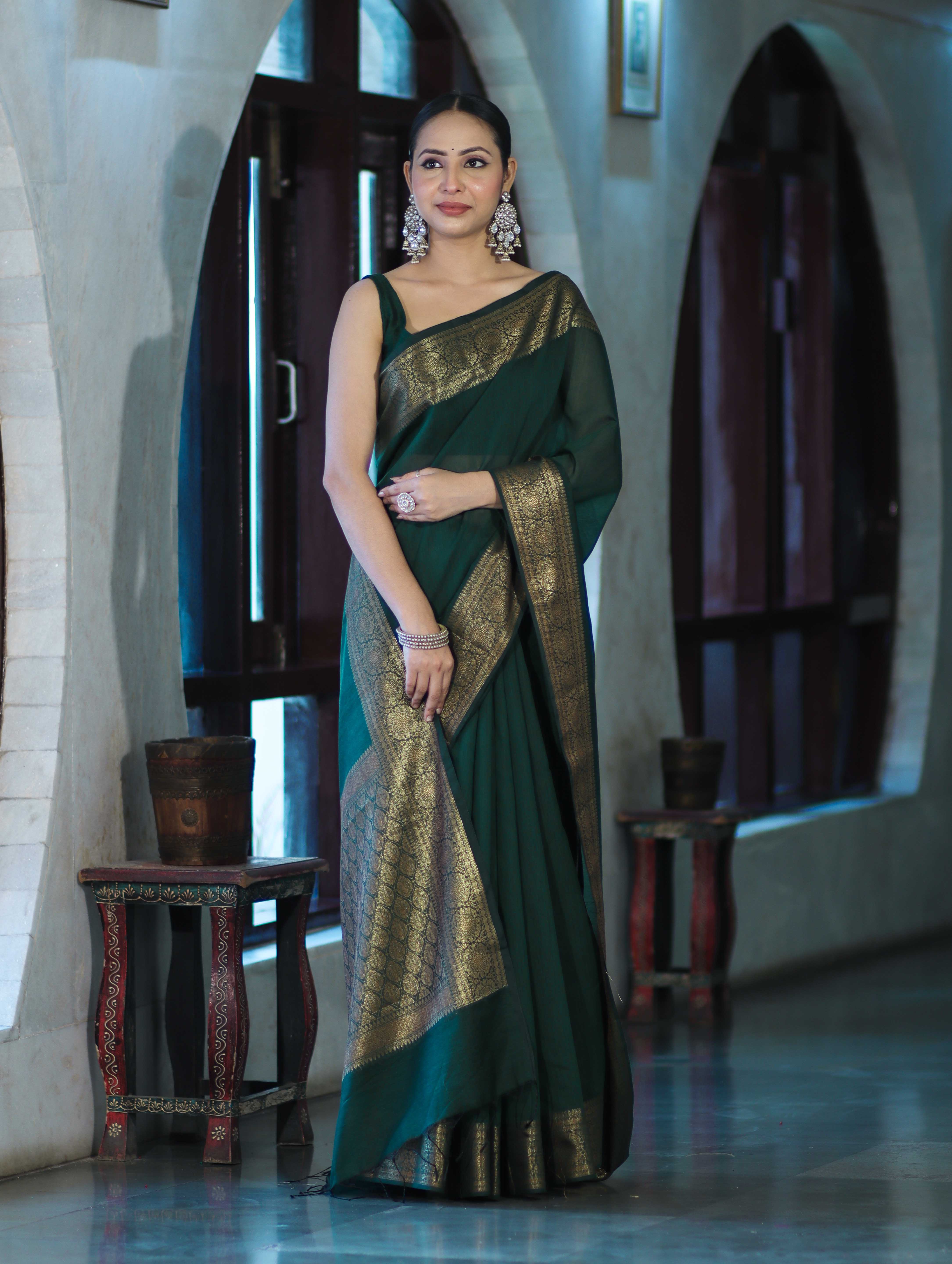 Banarasee Handloom Cotton Silk Plain Saree With Antique Zari Border-Deep Green