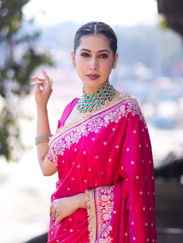 Banarasee Handloom Mashru Silk Saree With Buti Design Floral Zari Border & Lace-Fuchsia Pink