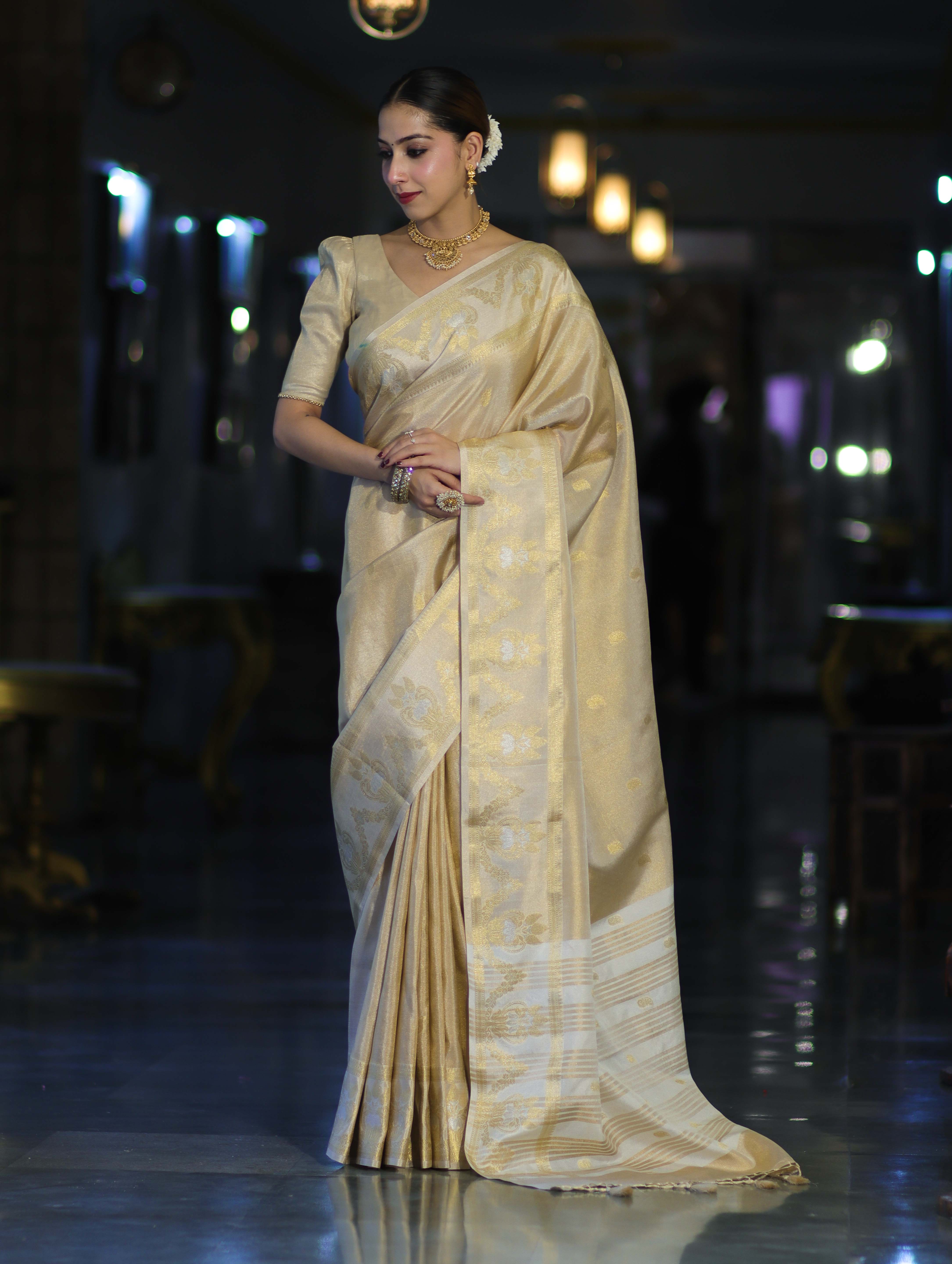 Banarasee Handloom Dual Tone Shimmer Silk Saree With Buti Design & Temple Border-Beige (Gold Tone)