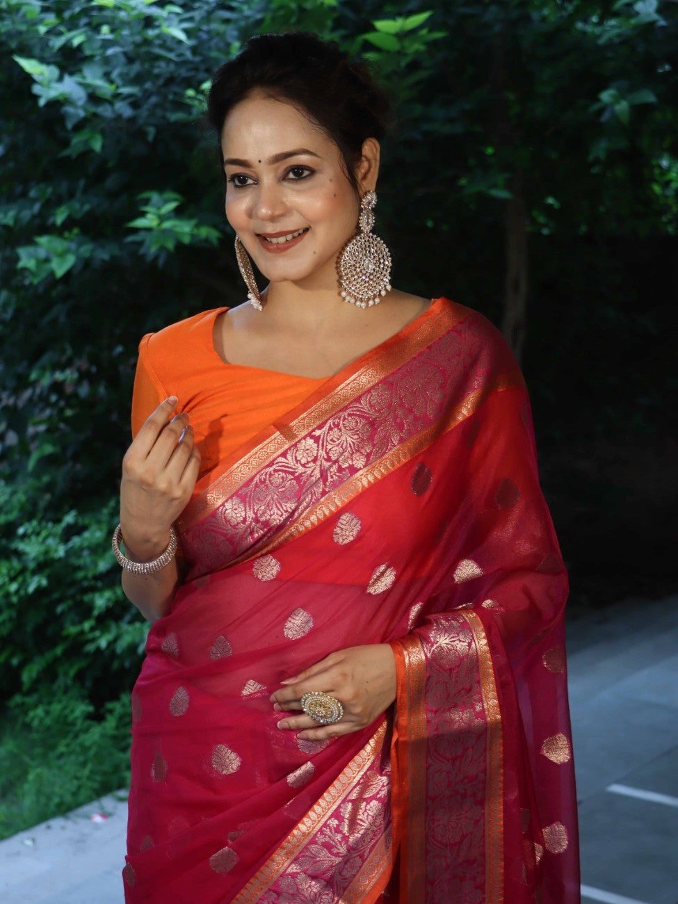 Banarasee Organza Mix Saree With Zari Buta Design & Contrast Border-Pink