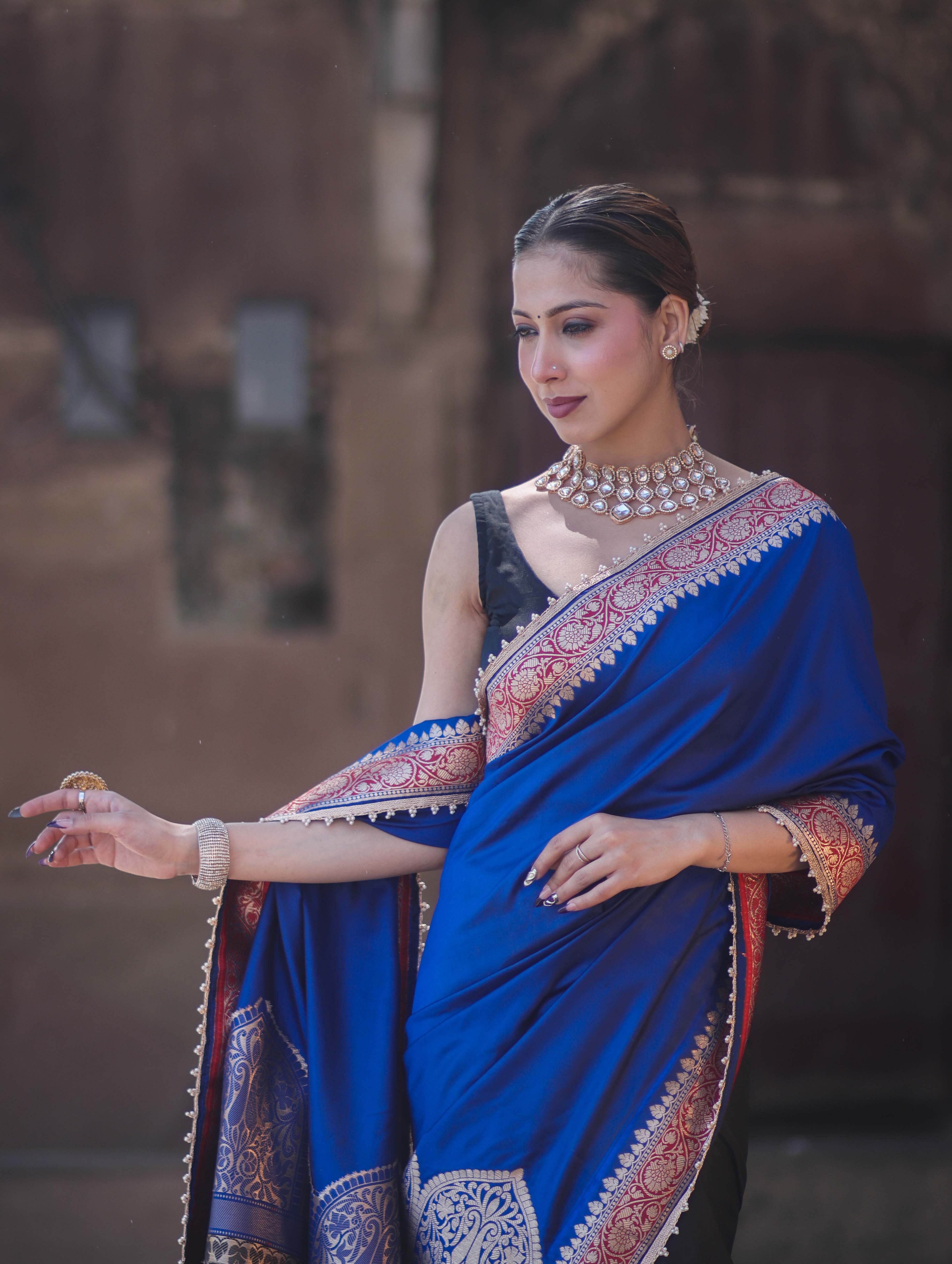 Banarasee Handloom Semi Katan Saree With Contrast Border & Lace-Blue & Black