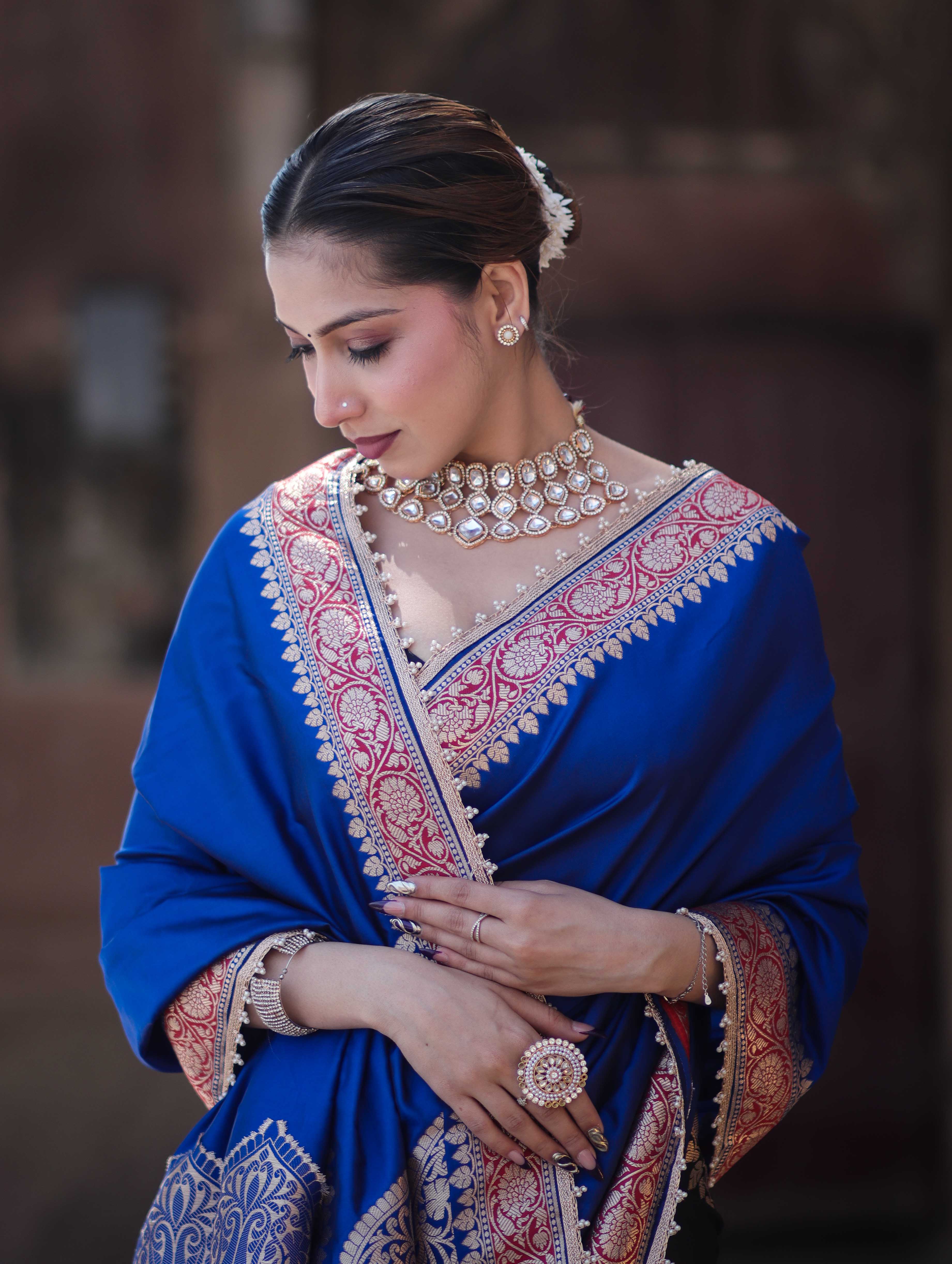 Banarasee Handloom Semi Katan Saree With Contrast Border & Lace-Blue & Black