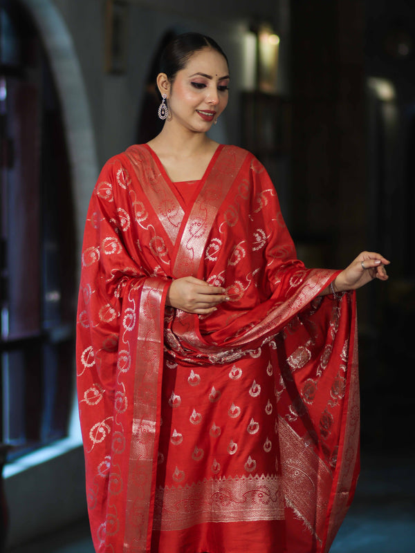 Banarasee Zari Embroidered Chanderi Silk Salwar Kameez With Dupatta Set-Red