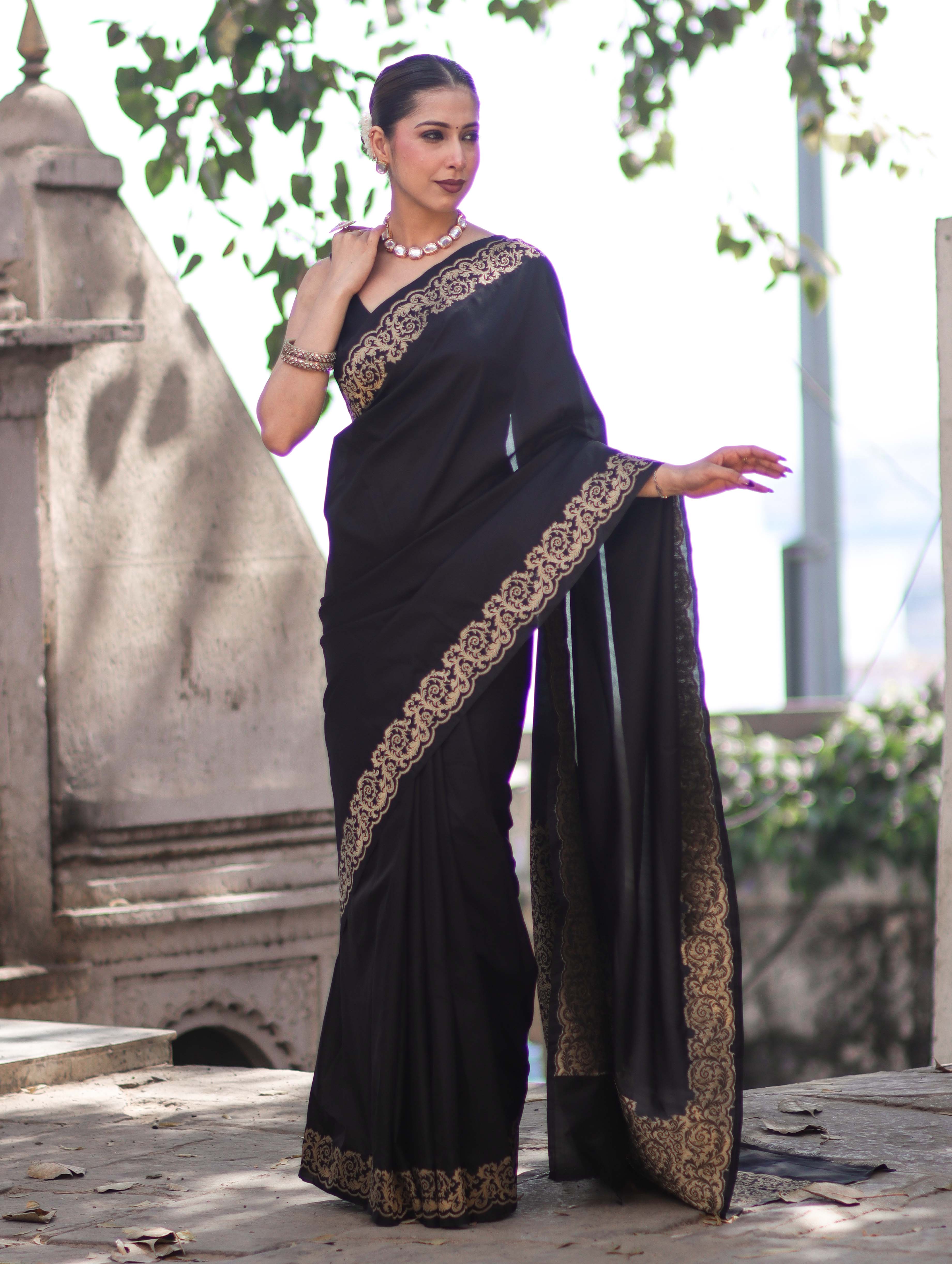 Banarasee Handloom Plain Semi Katan Saree With Gold Zari Border-Black