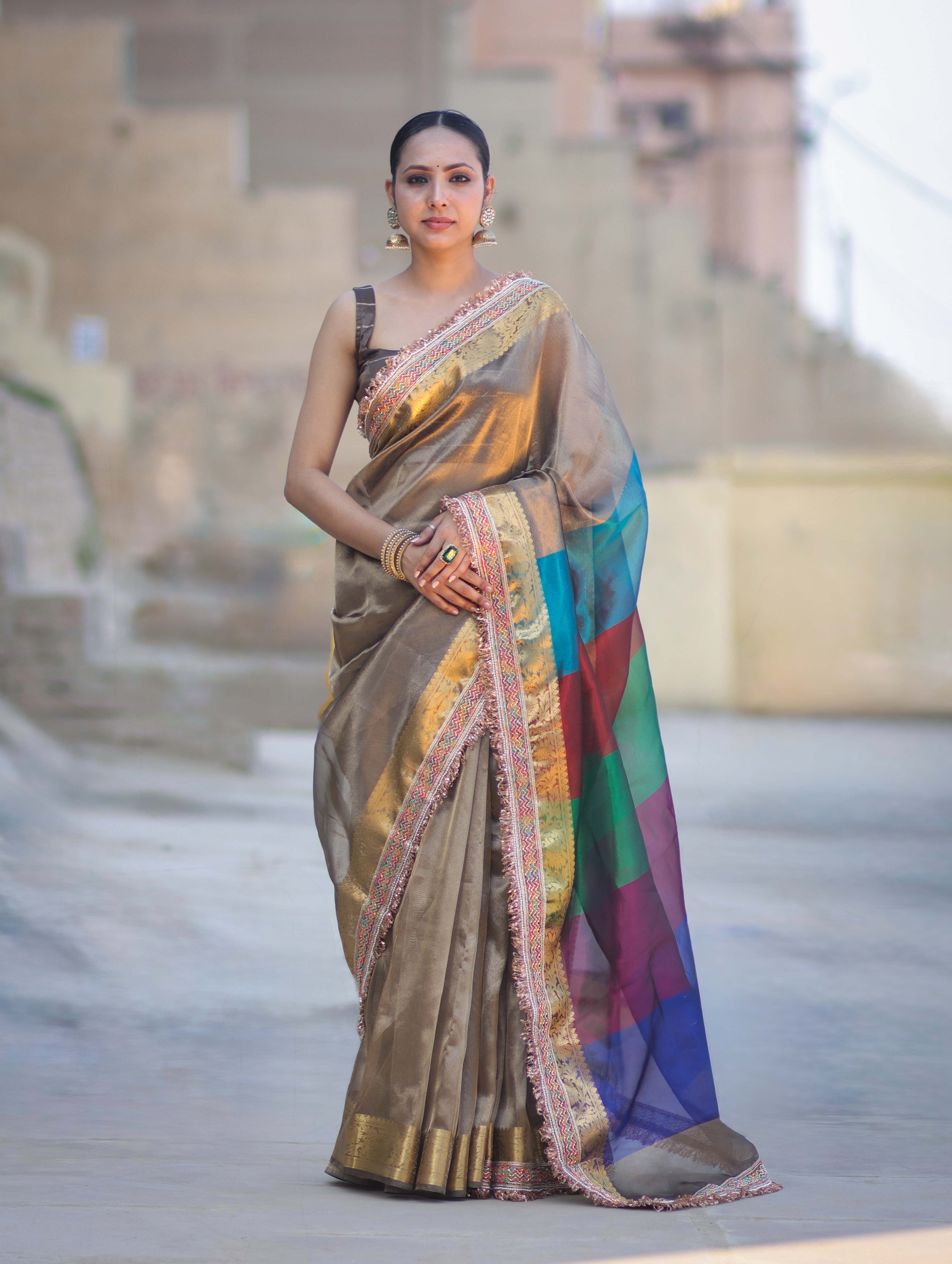 Banarasee Handloom Plain Tissue Saree With Multicolor Pallu Zari Border & Lace-Gold